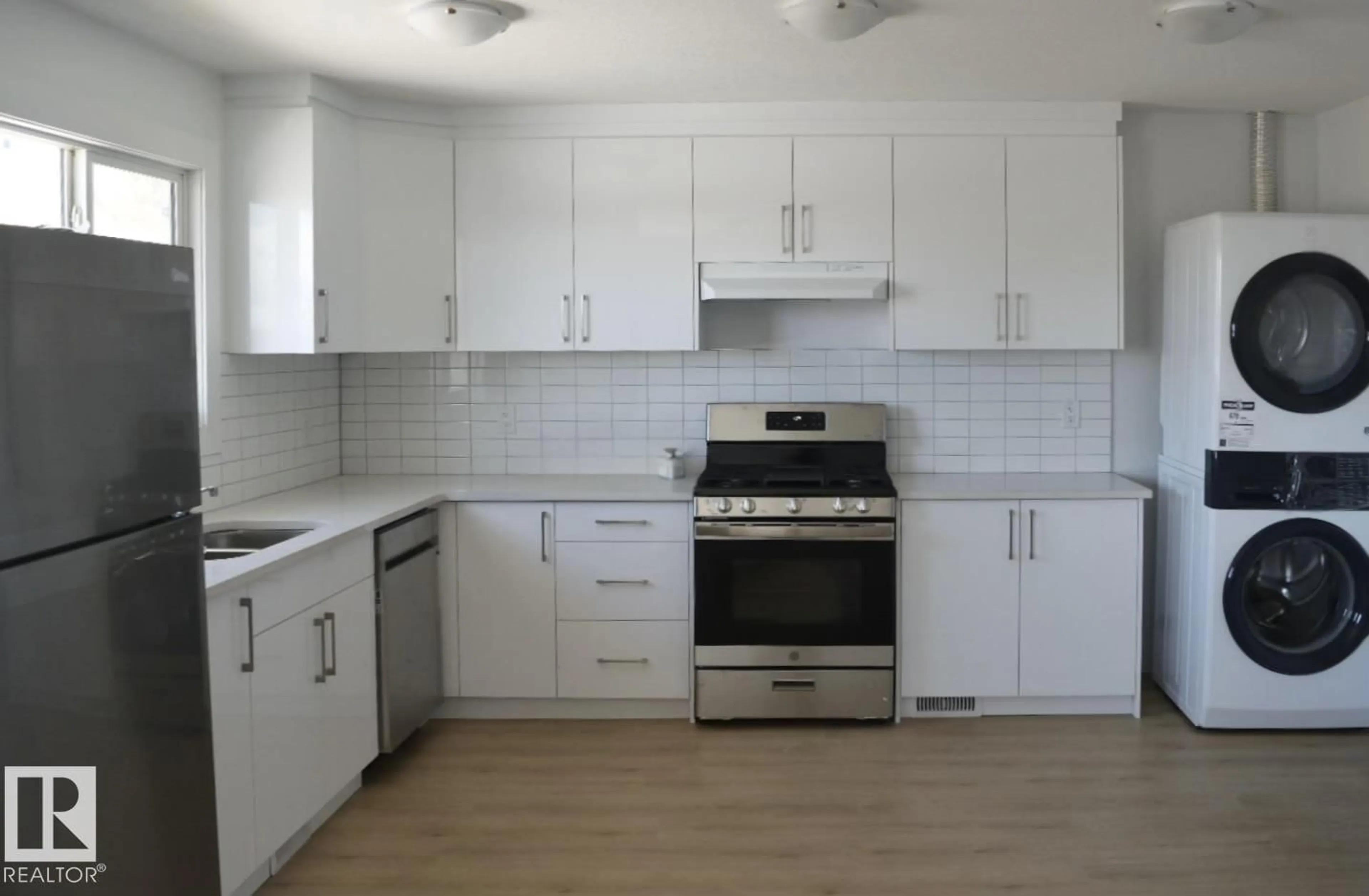 Standard kitchen, wood/laminate floor for 3601 53 STREET, Wetaskiwin Alberta T9A2K6