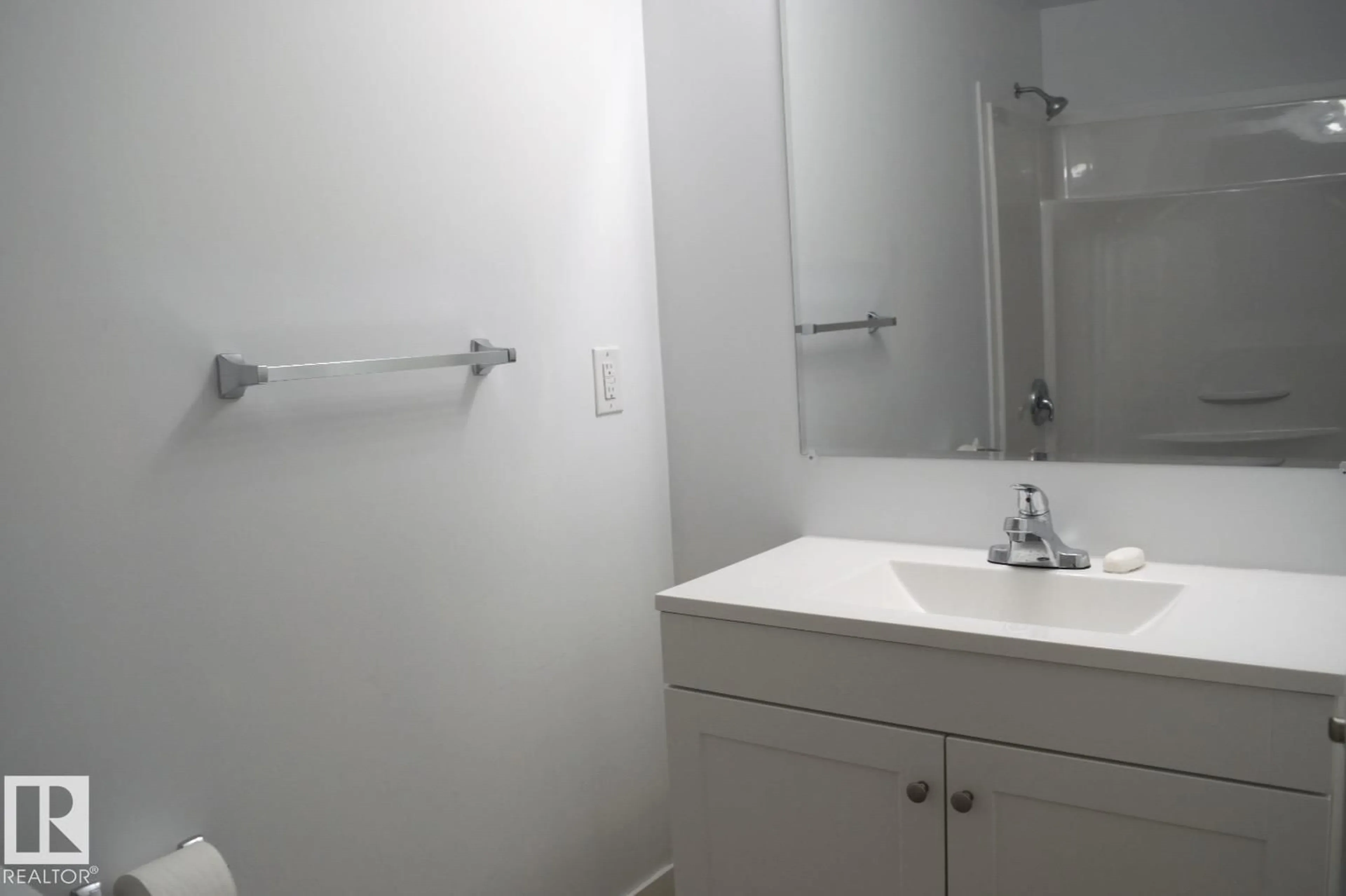 Standard bathroom, floor is not visible for 3601 53 STREET, Wetaskiwin Alberta T9A2K6