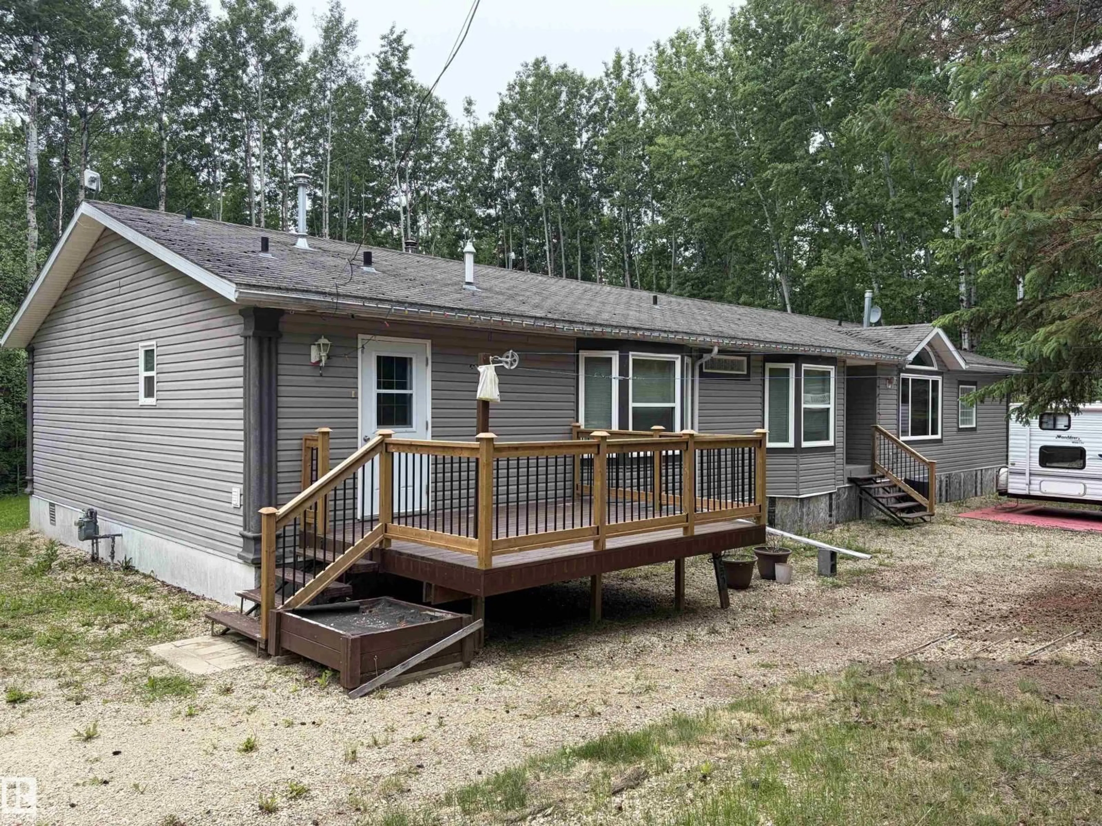 Home with vinyl exterior material, unknown for 5 CARLSON DR, Rural Woodlands County Alberta T0G1M0