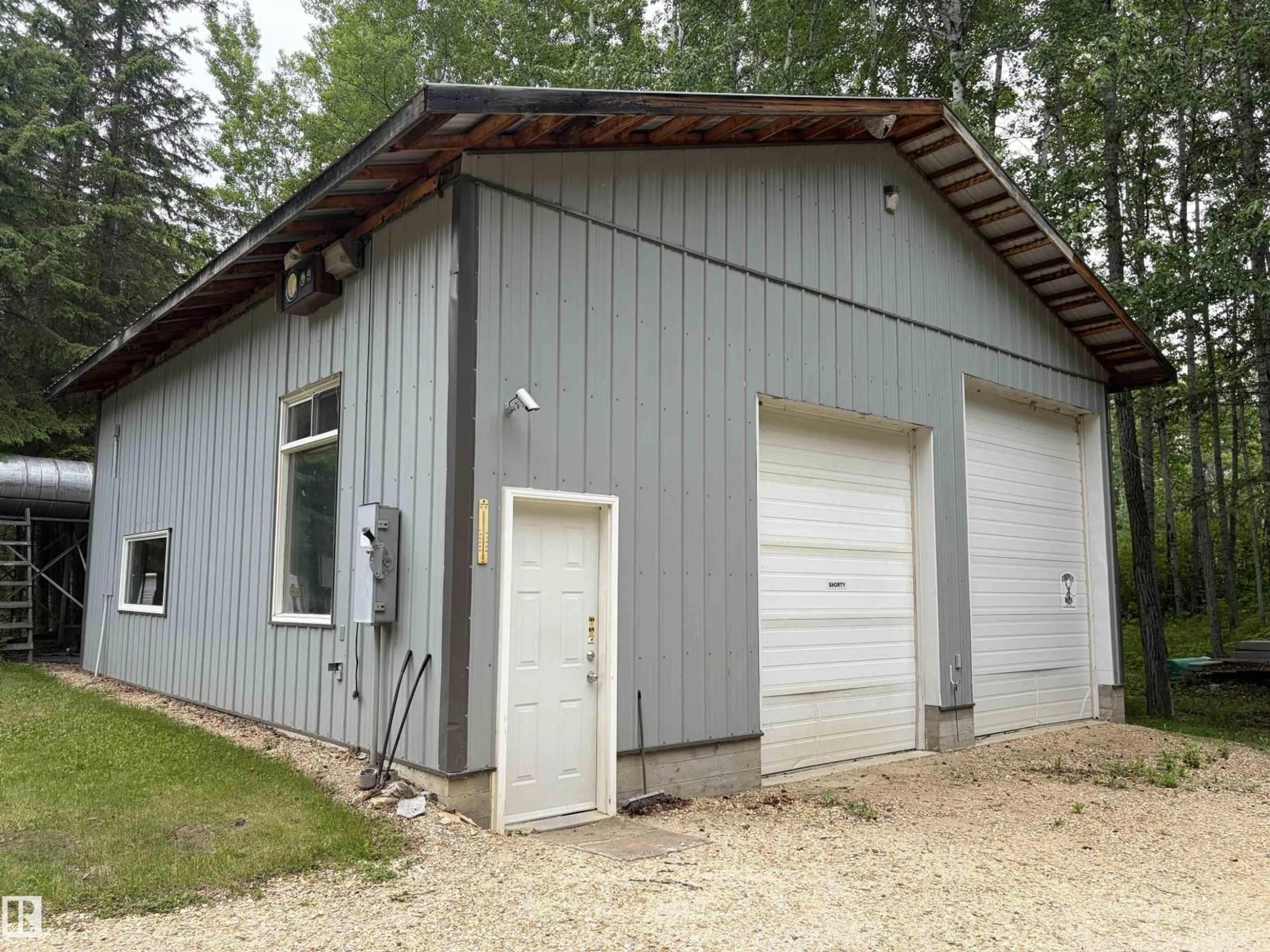 Indoor garage for 5 CARLSON DR, Rural Woodlands County Alberta T0G1M0