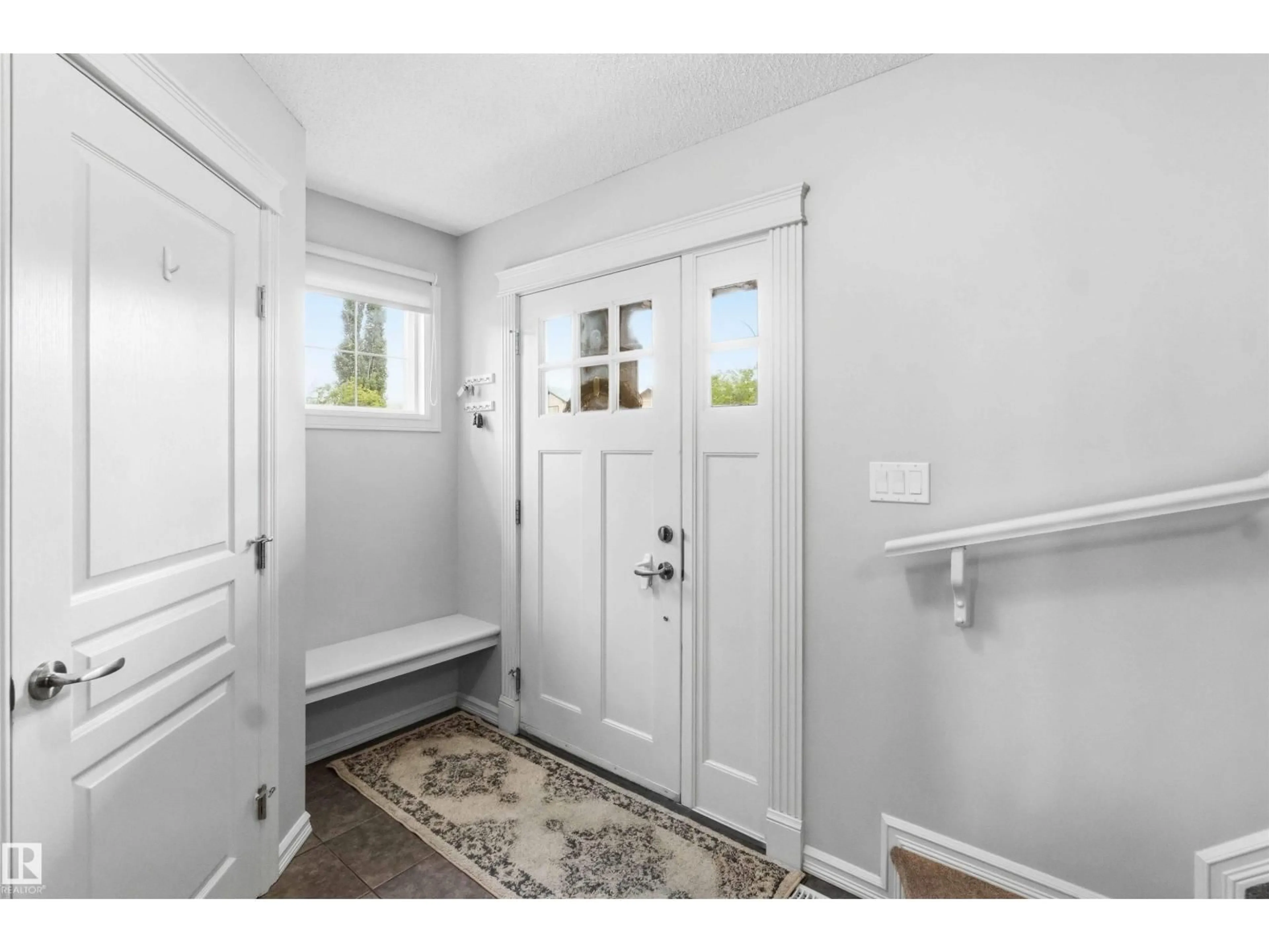 Indoor entryway for 38 CRANSTON PL, Fort Saskatchewan Alberta T8L0K7