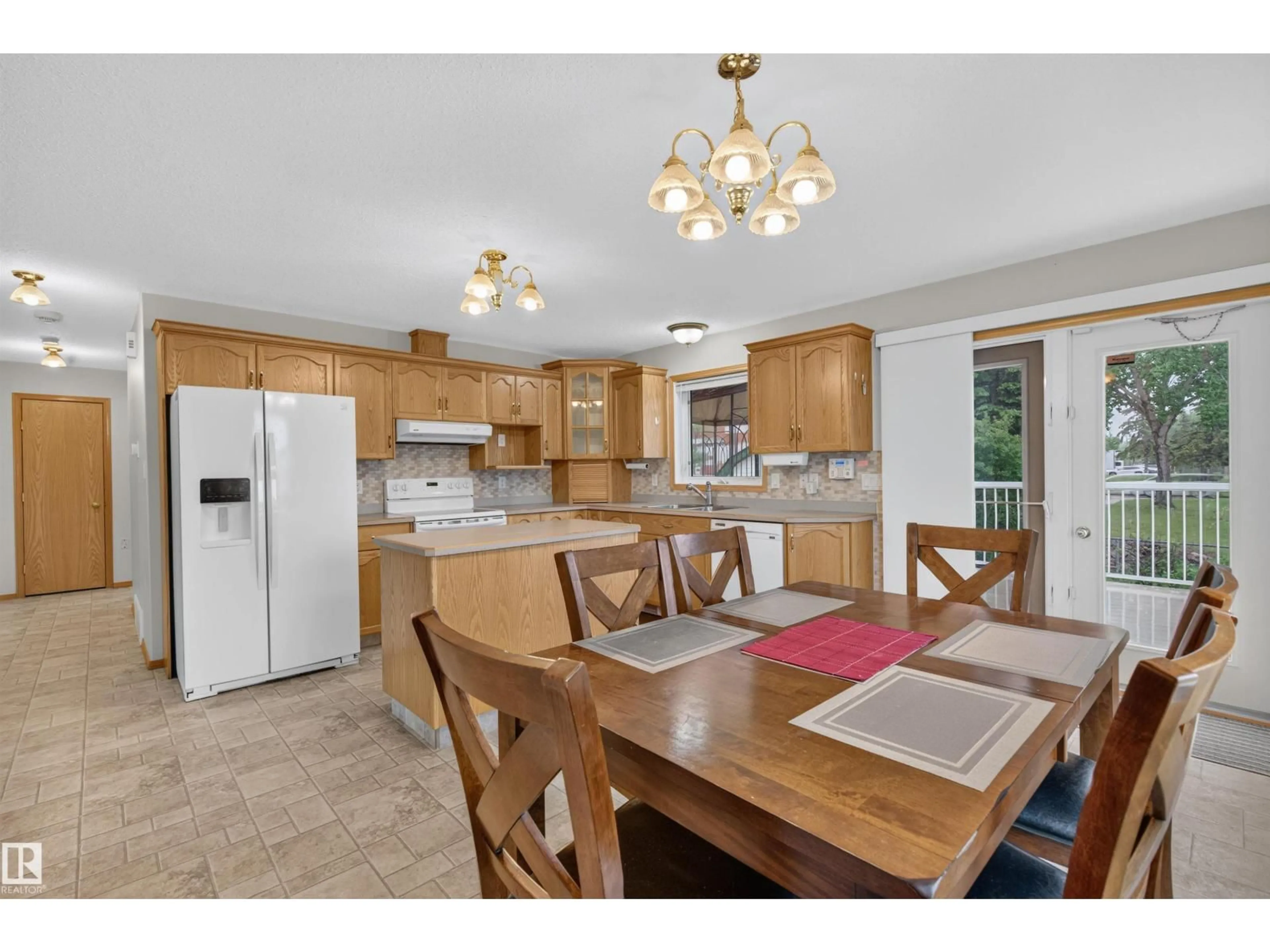 Open concept kitchen, unknown for 2403 3 AV, Cold Lake Alberta T9M0A4