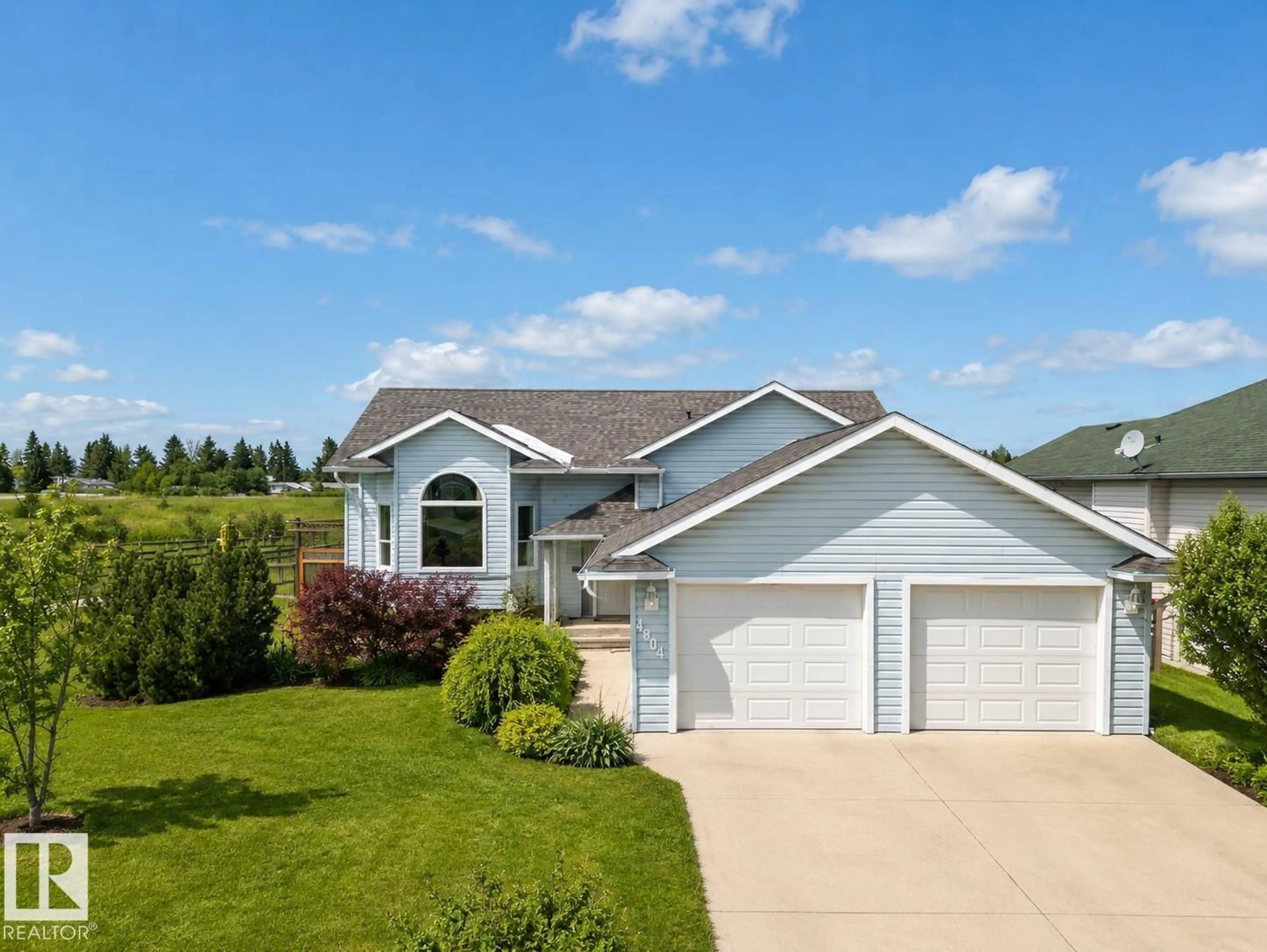 Home with vinyl exterior material, water/lake/river/ocean view for 4804 45 ST, Cold Lake Alberta T9M1N7