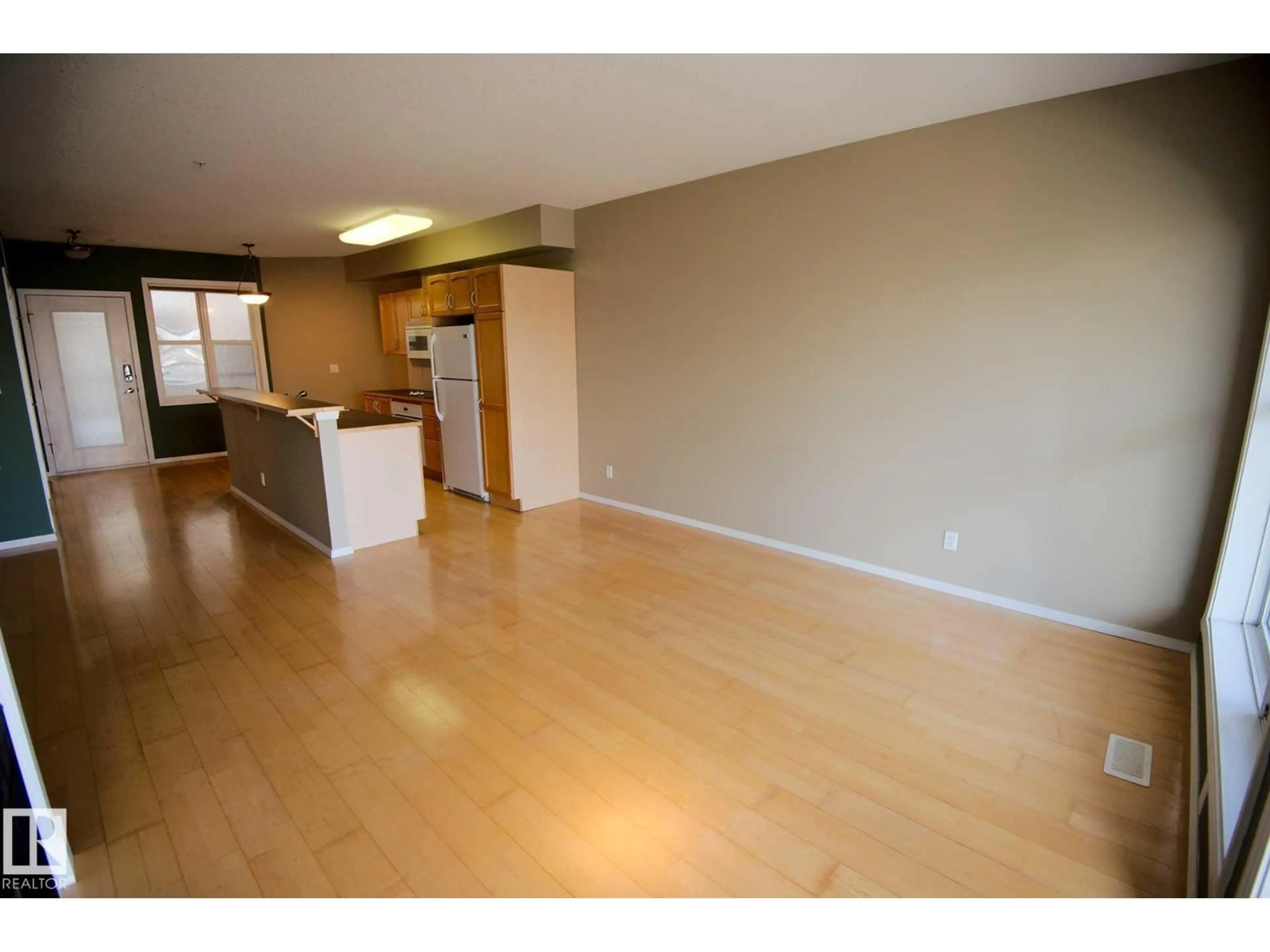 A pic of a room for #412 - 11039 83 AV, Edmonton Alberta T6G2V6