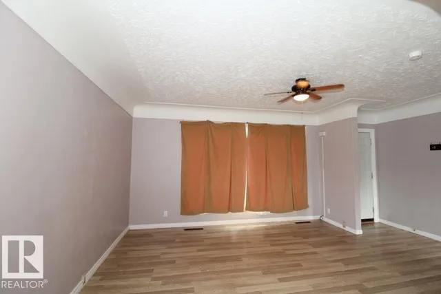 NW - 12041 86 ST, Edmonton 5