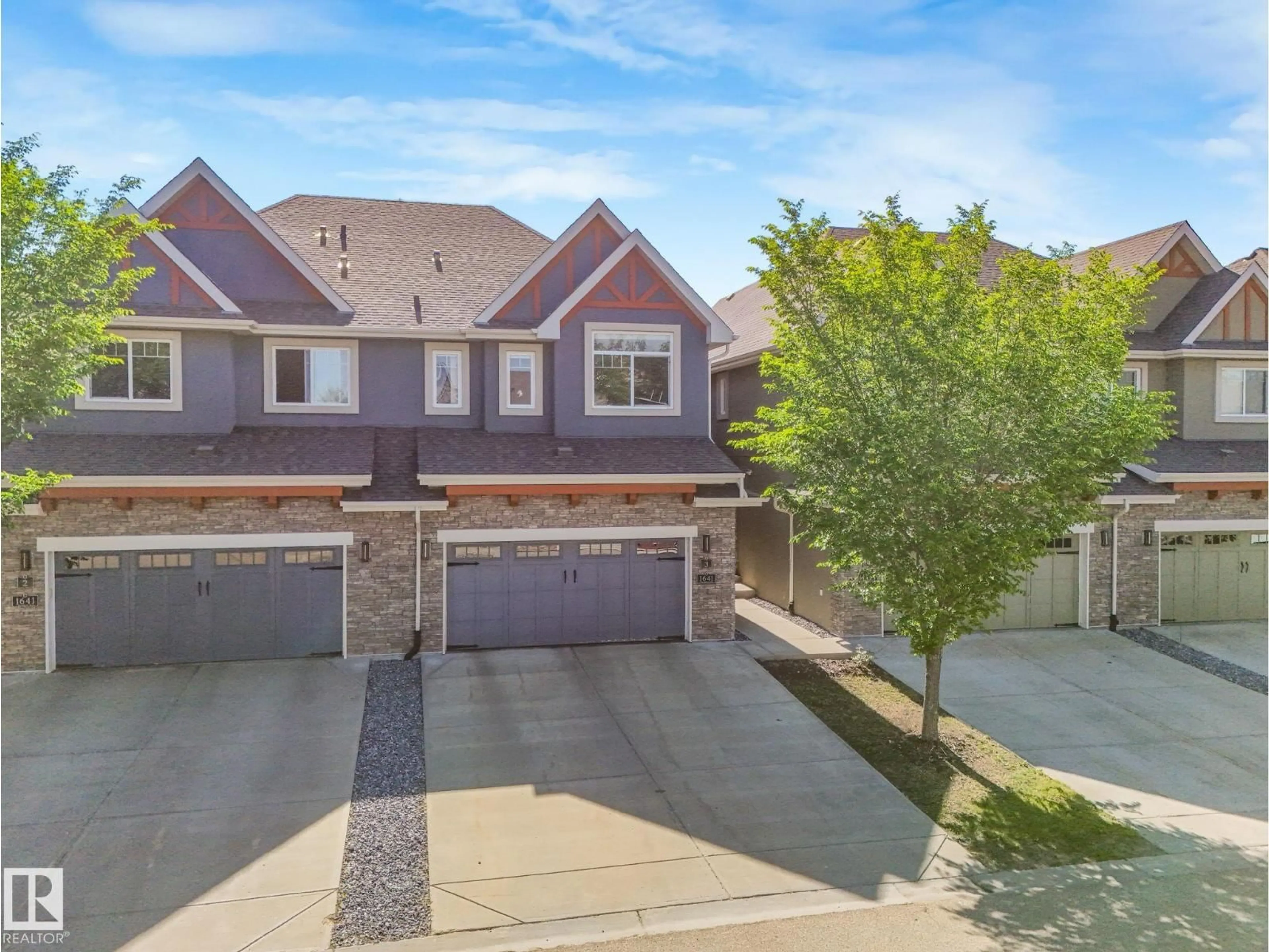 A pic from outside/outdoor area/front of a property/back of a property/a pic from drone, street for #3 - 1641 JAMES MOWATT TR, Edmonton Alberta T6W0J7