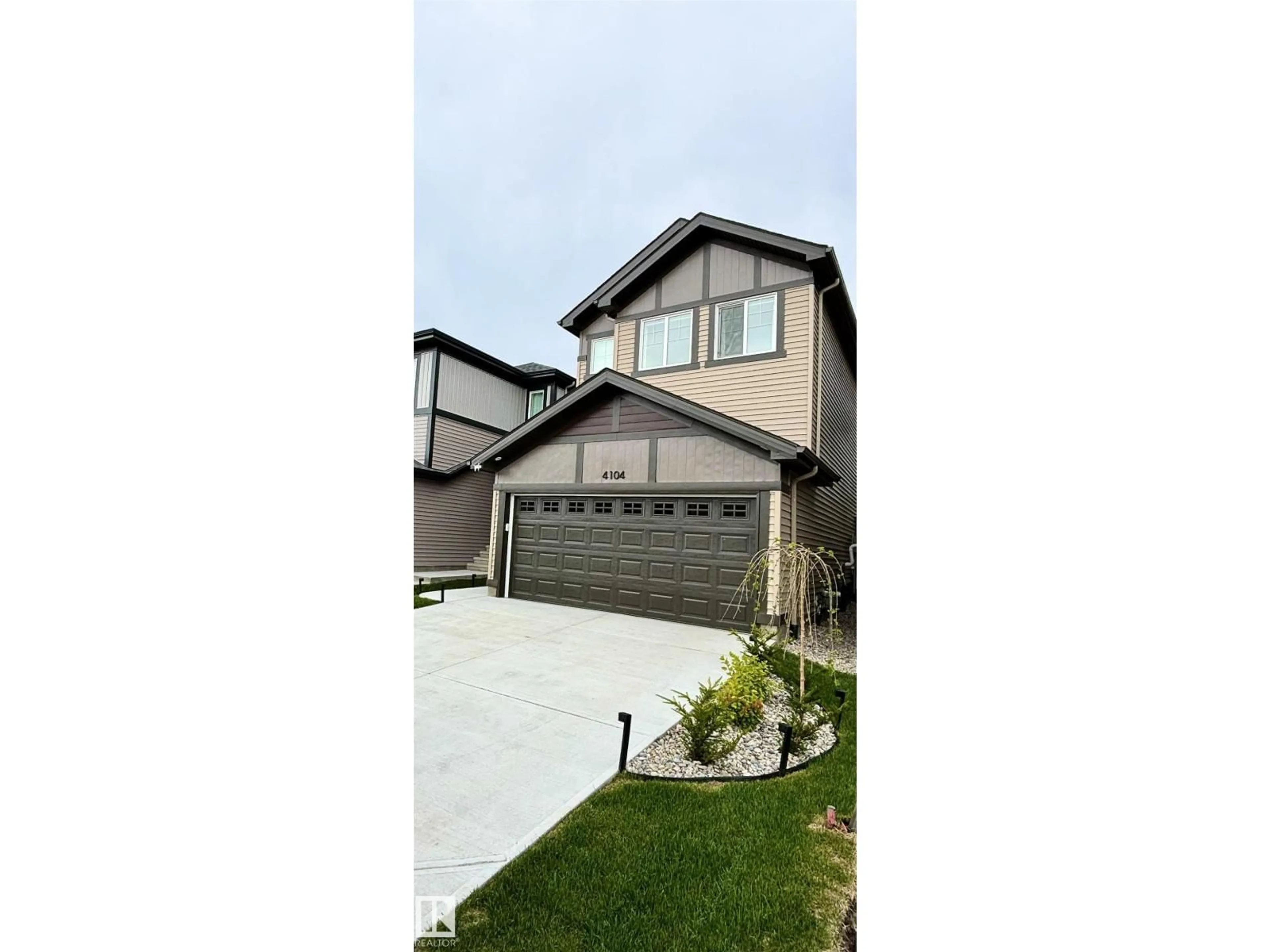 Unknown for NW - 4104 208 ST, Edmonton Alberta T6M3E4