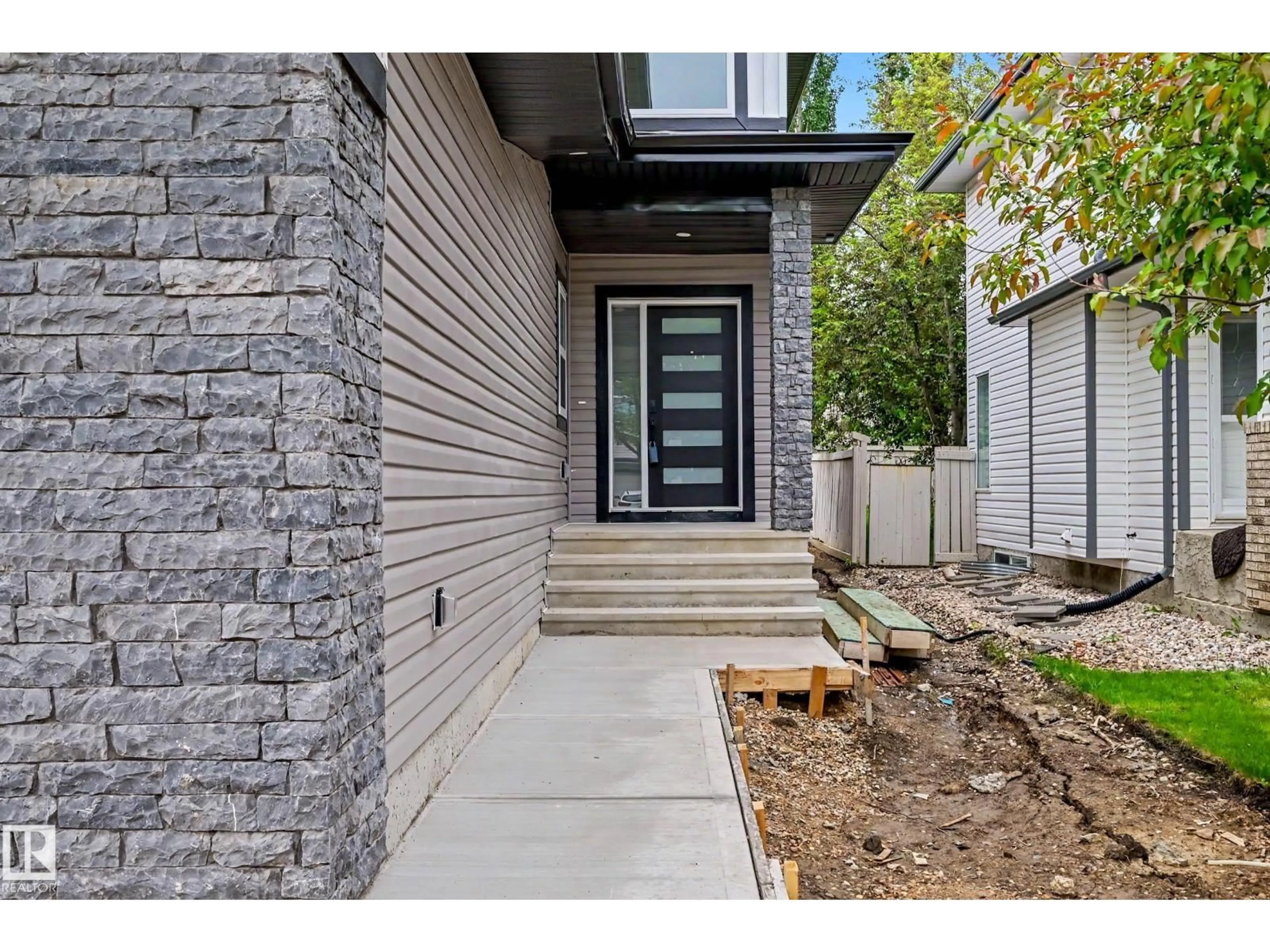 Home with brick exterior material, street for 25 ESCADA CL, St. Albert Alberta T8N6X5