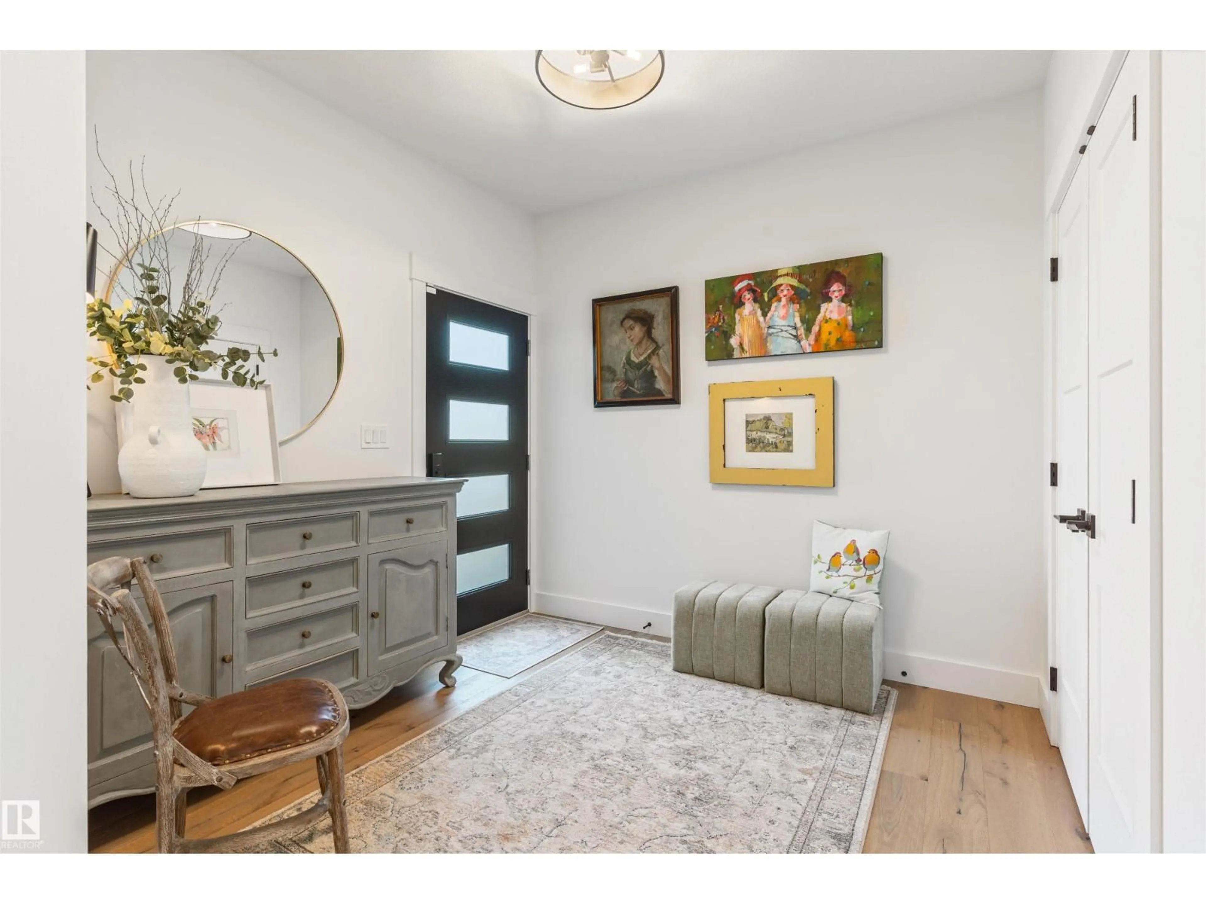 Indoor entryway for 47 GLADSTONE BN, Spruce Grove Alberta T7X0Z6