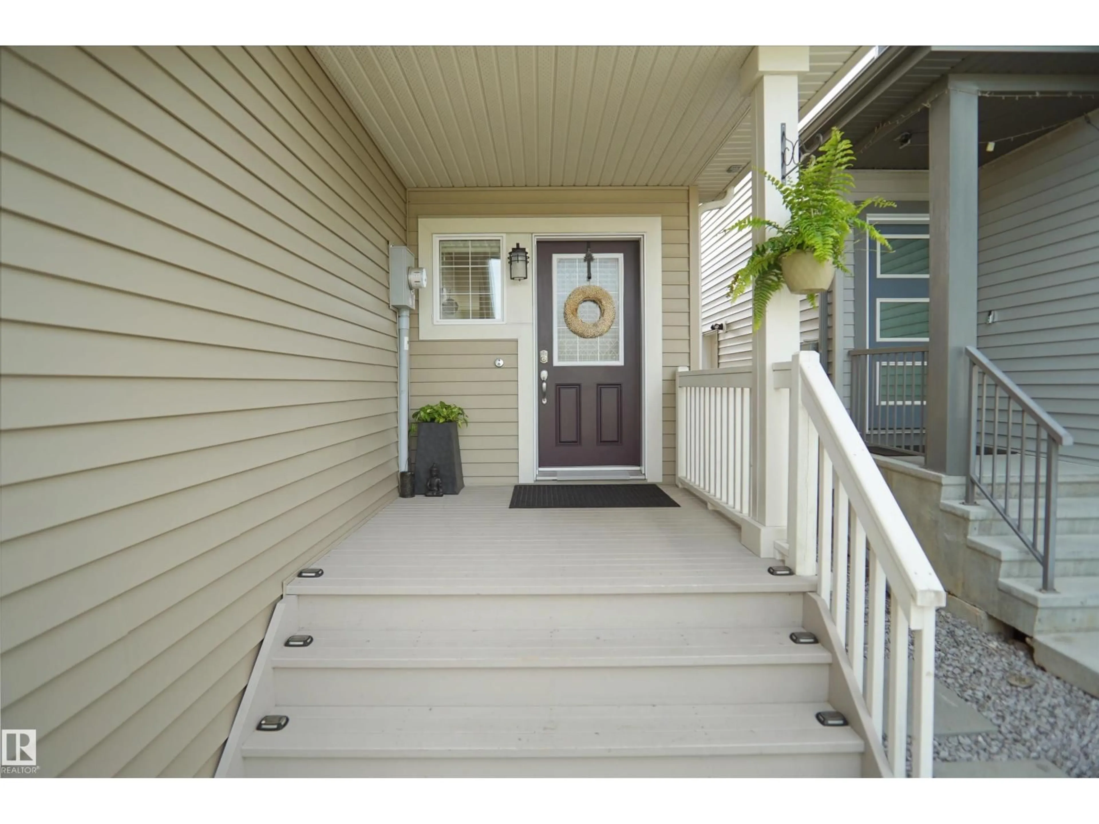 Indoor entryway for NW - 6537 167B AV, Edmonton Alberta T5Y3X8