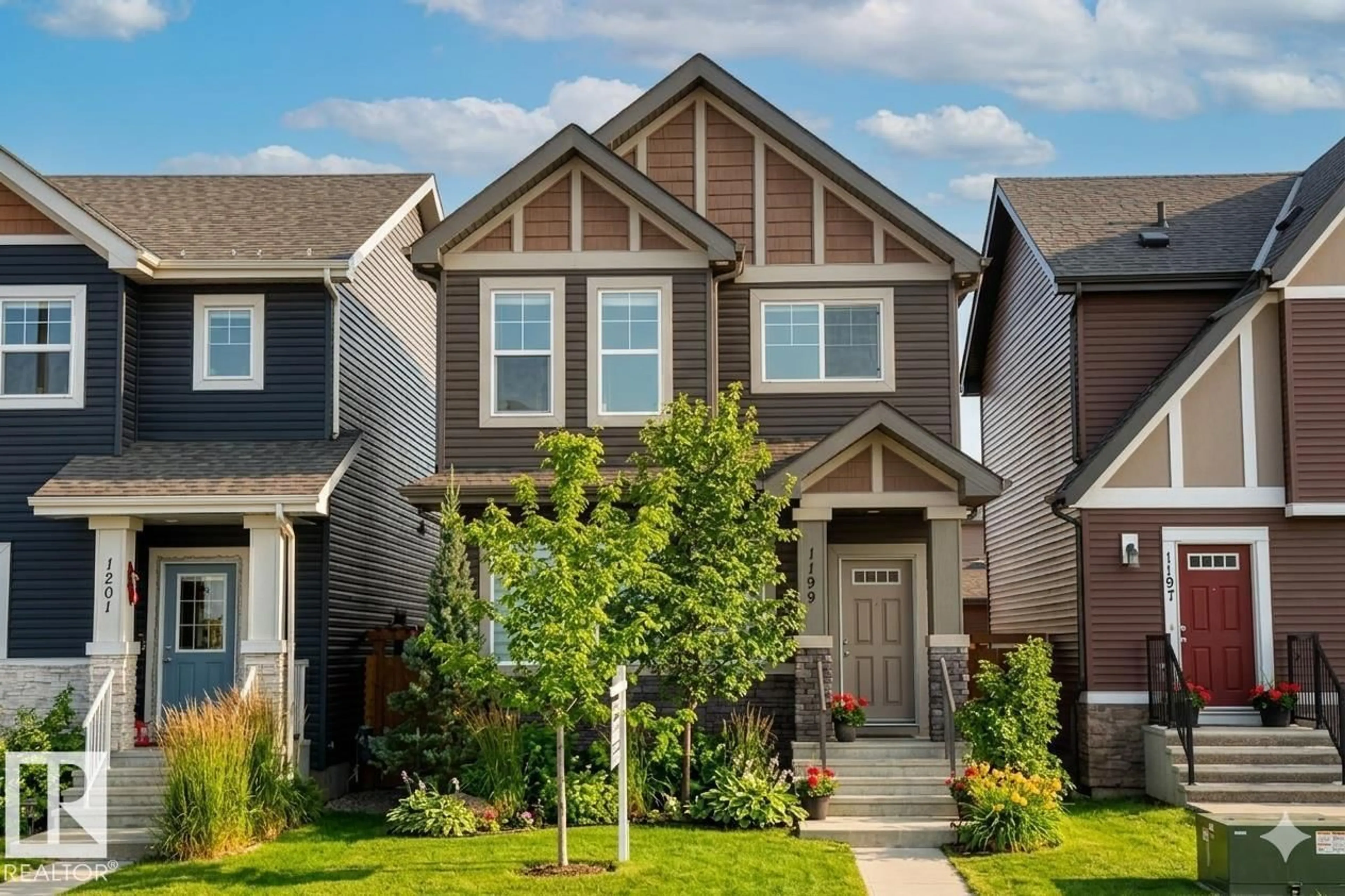 Home with vinyl exterior material, street for 1199 WATT DR, Edmonton Alberta T6X2P1