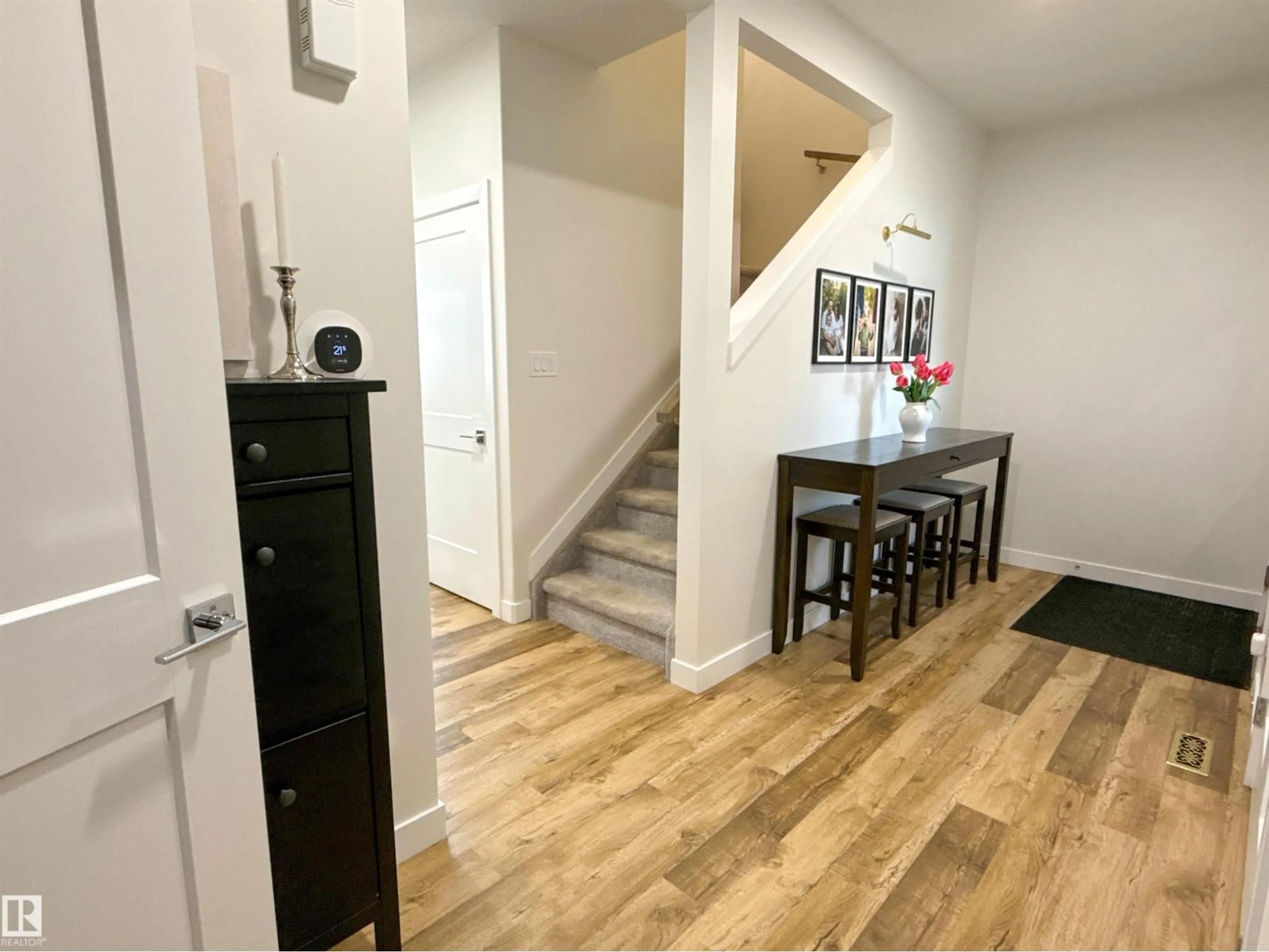 Indoor entryway for 73 WYATT, Fort Saskatchewan Alberta T8L0Y2