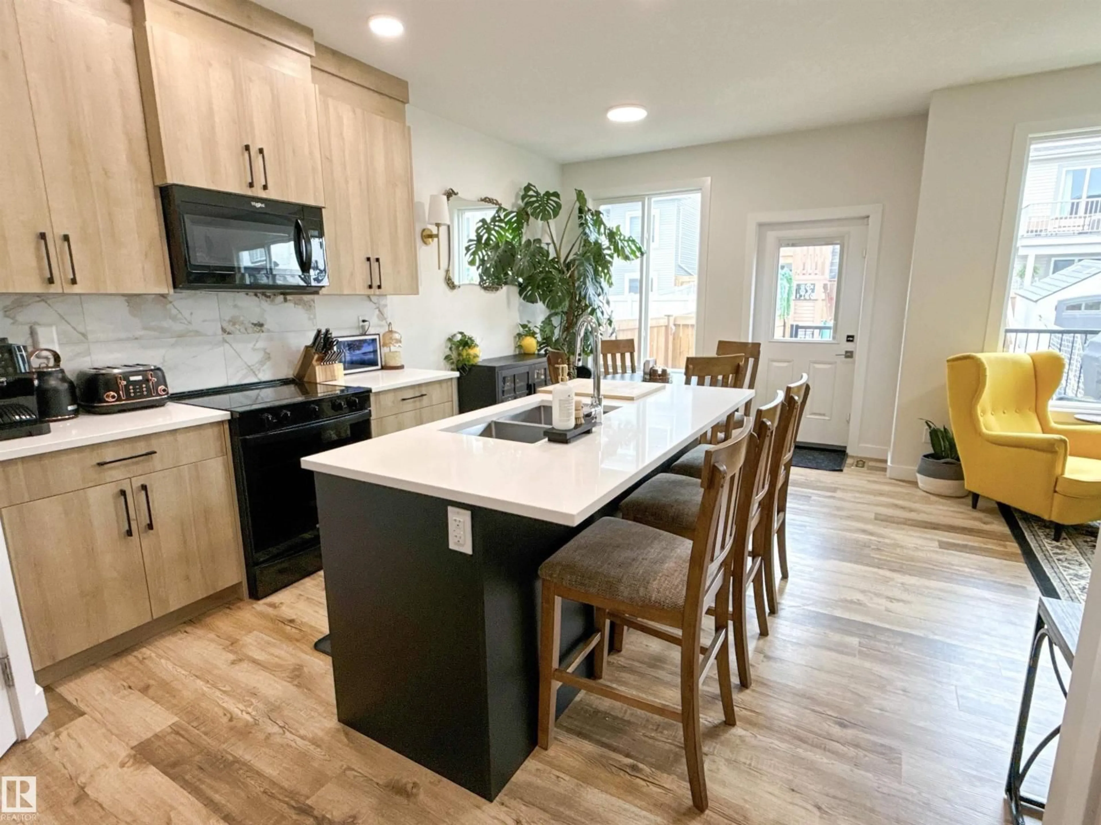 Open concept kitchen, unknown for 73 WYATT, Fort Saskatchewan Alberta T8L0Y2
