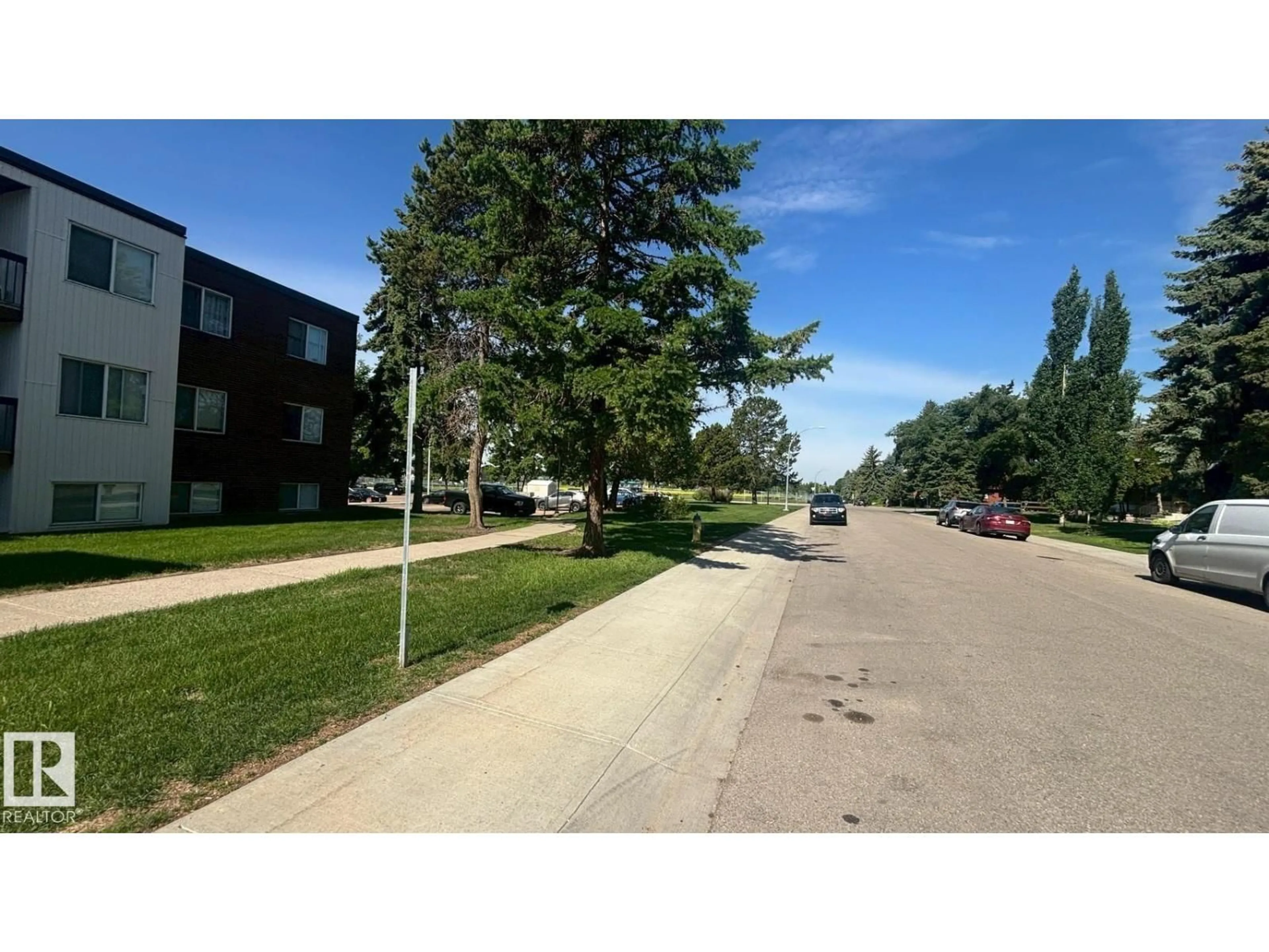 Unknown for #203 - 11445 41 AV, Edmonton Alberta T6J0T9