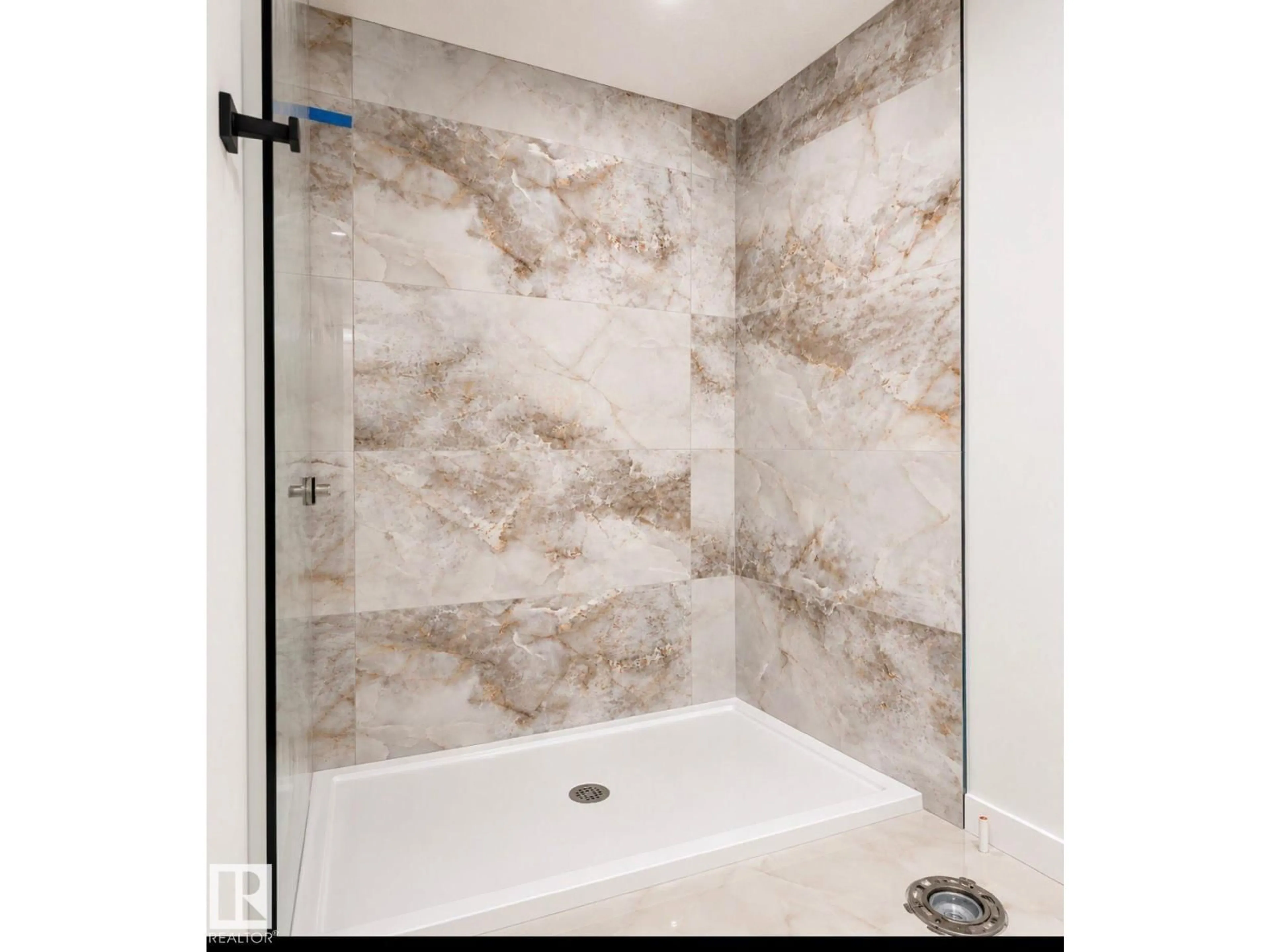 Contemporary bathroom, ceramic/tile floor for 2565 64 AVE, Rural Leduc County Alberta T4X0H6