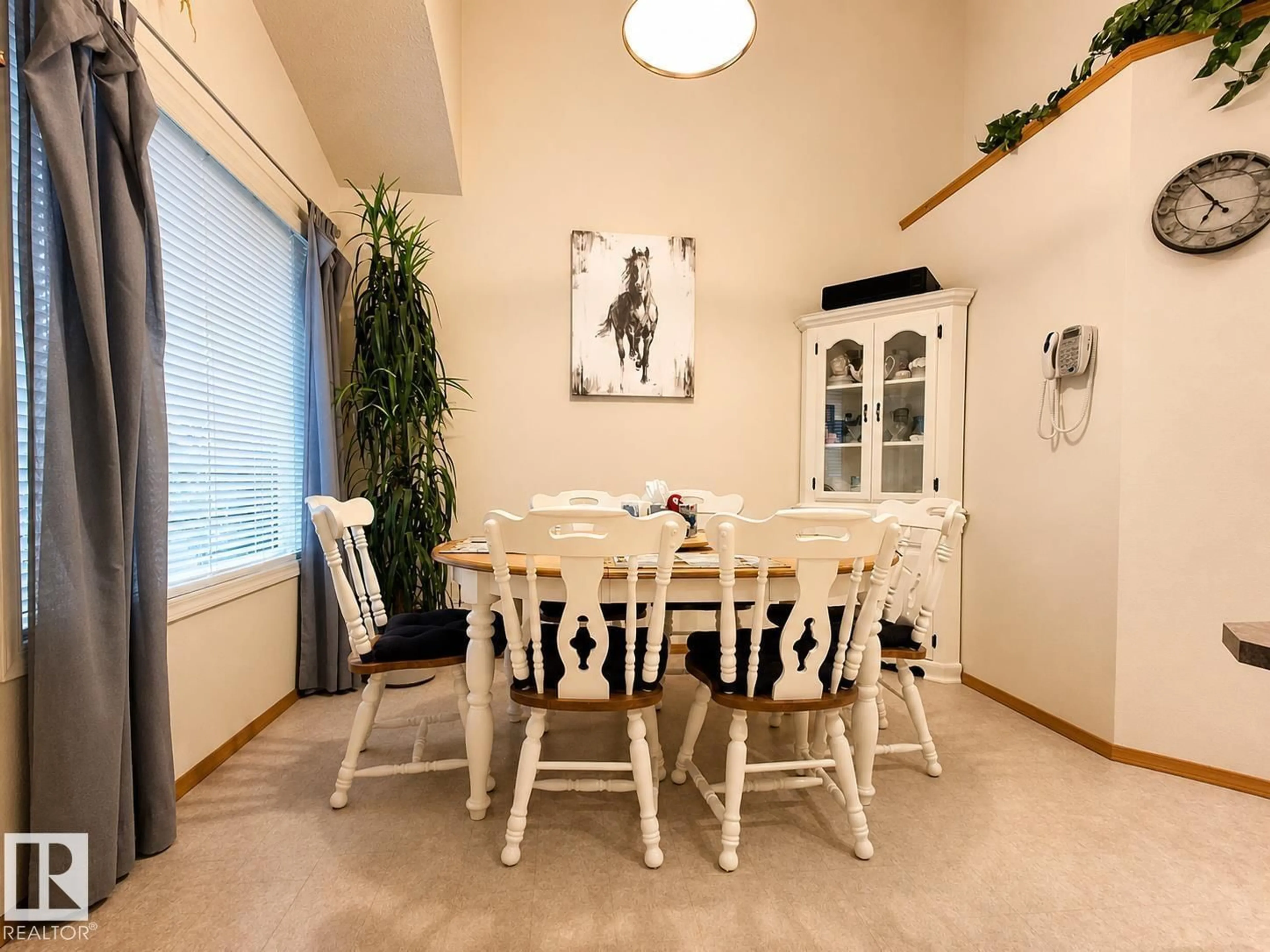 Dining room, unknown for 4028 31 ST, Edmonton Alberta T6T1L3