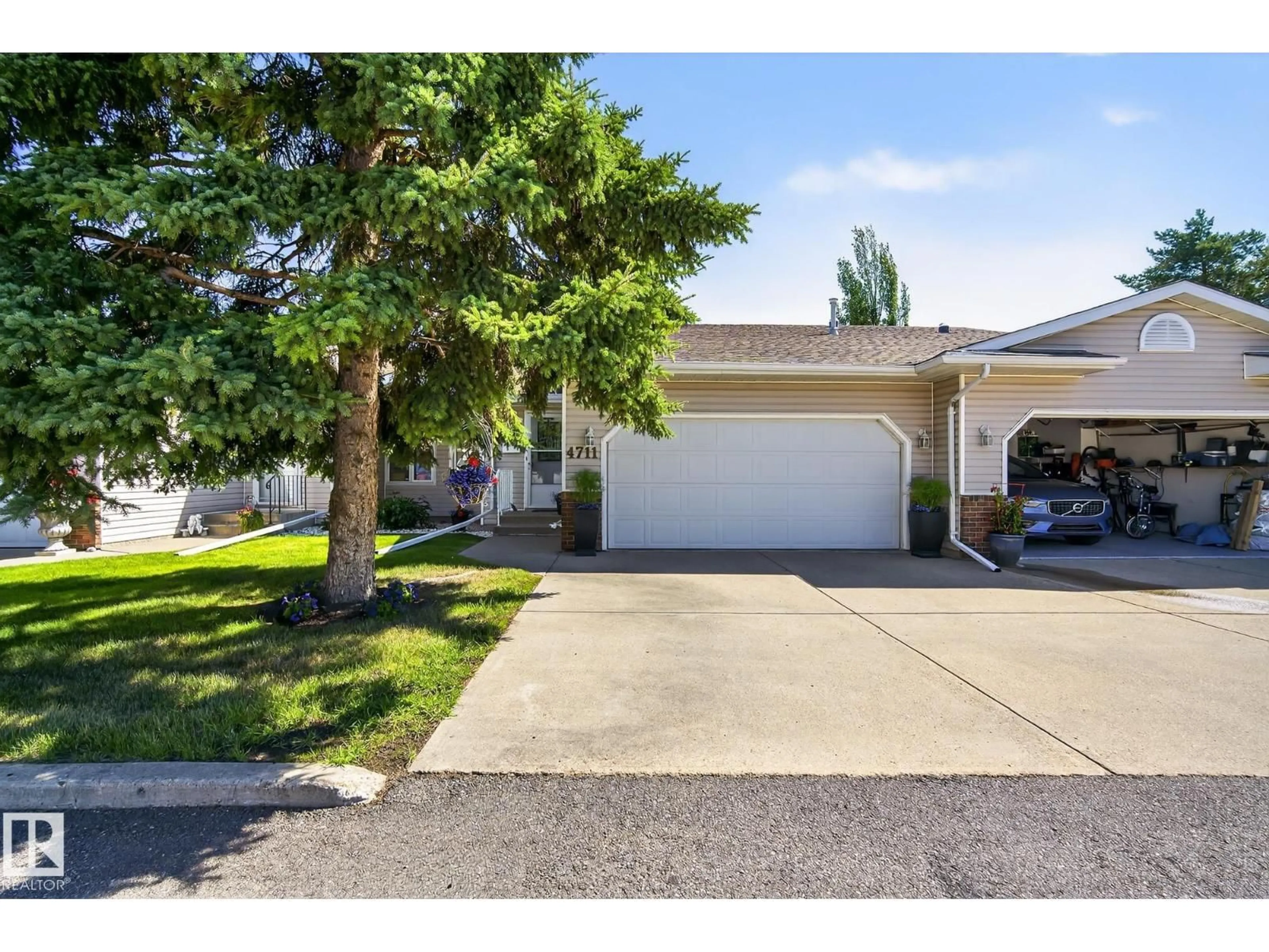 Unknown for 4711 25 AV, Edmonton Alberta T6L6J2