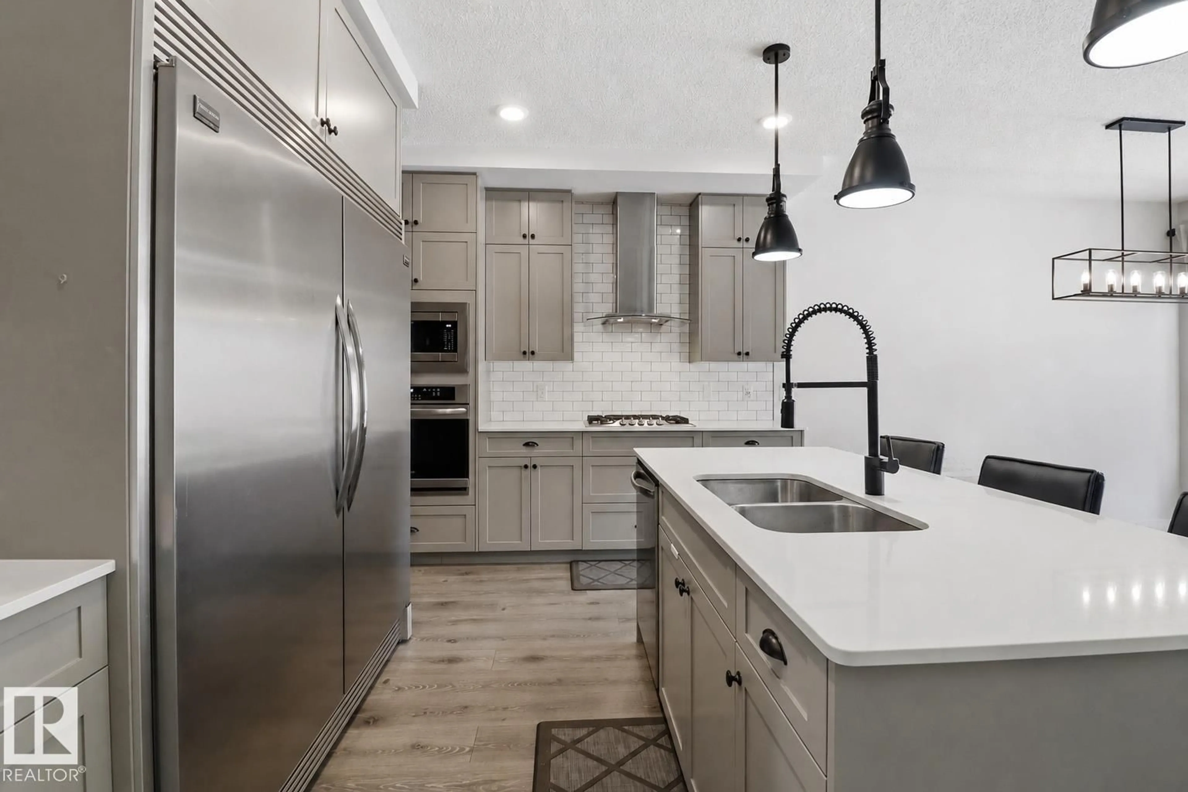 Open concept kitchen, unknown for 3234 CHERNOWSKI WY, Edmonton Alberta T6W4G4