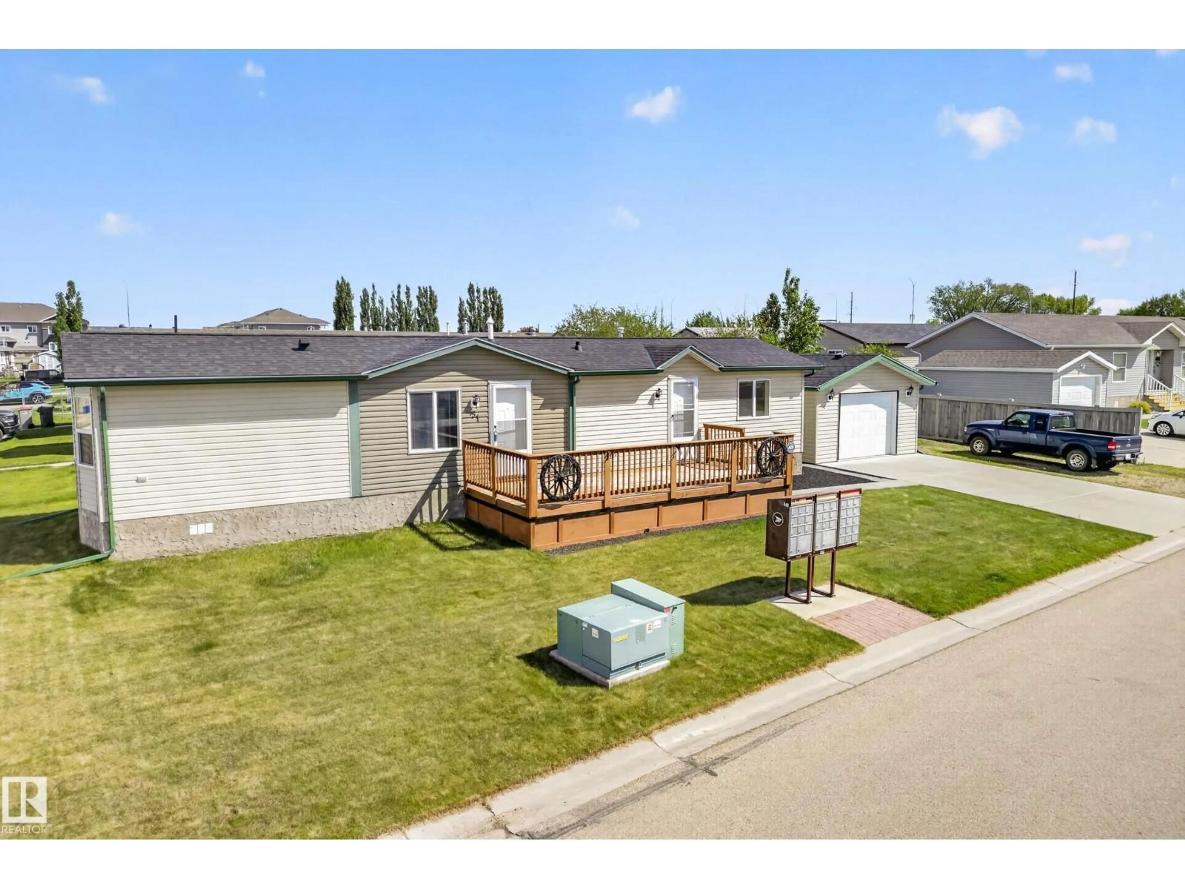 A pic from outside/outdoor area/front of a property/back of a property/a pic from drone, unknown for 51 JUTLAND CR, Stony Plain Alberta T7Z0A3