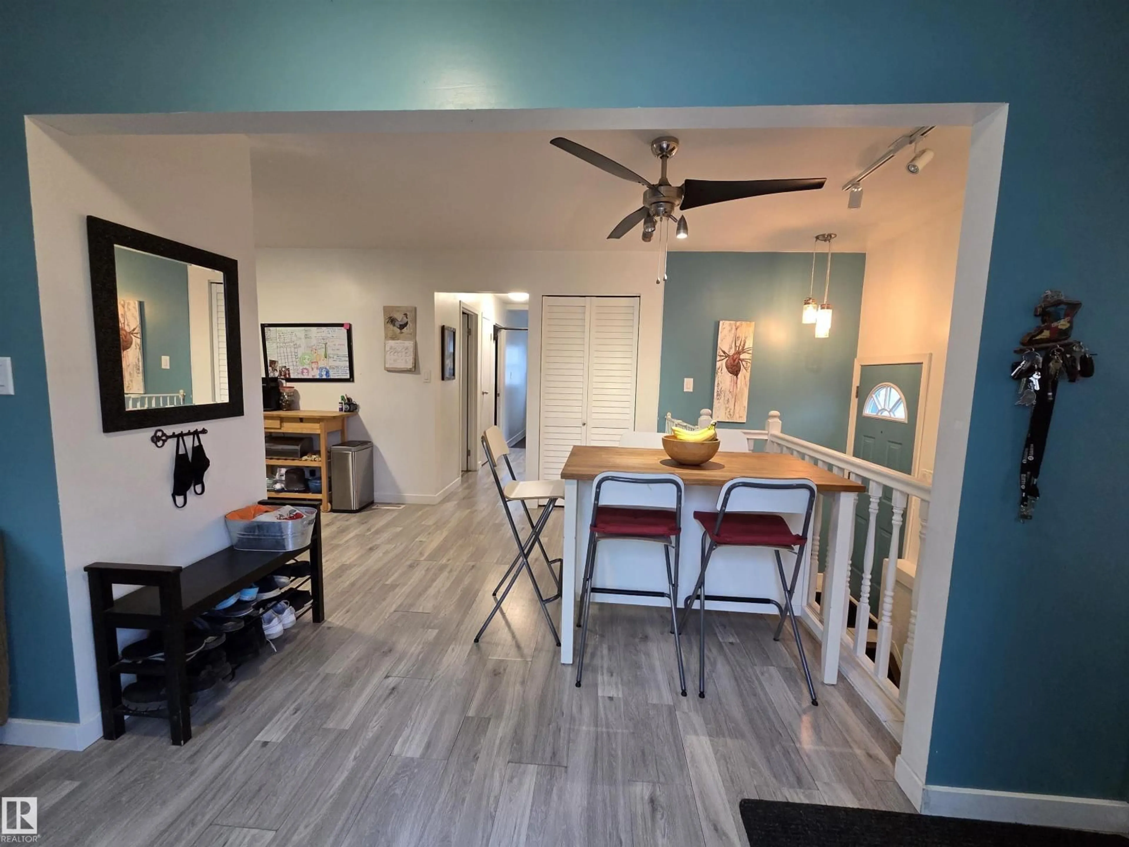 A pic of a room for NW - 2514 149 AV, Edmonton Alberta T5Y1X3
