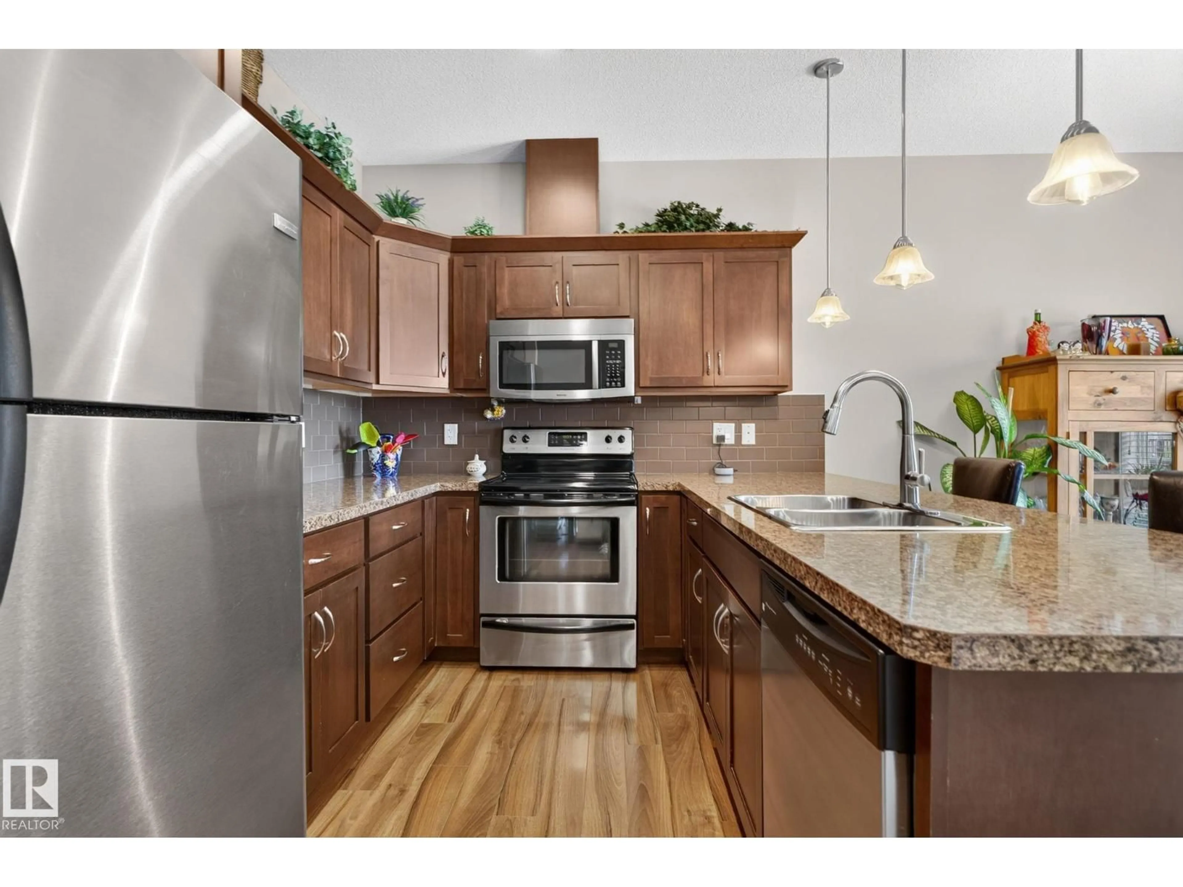 Standard kitchen, unknown for #91 - 7293 SOUTH TERWILLEGAR DR, Edmonton Alberta T6R0N5