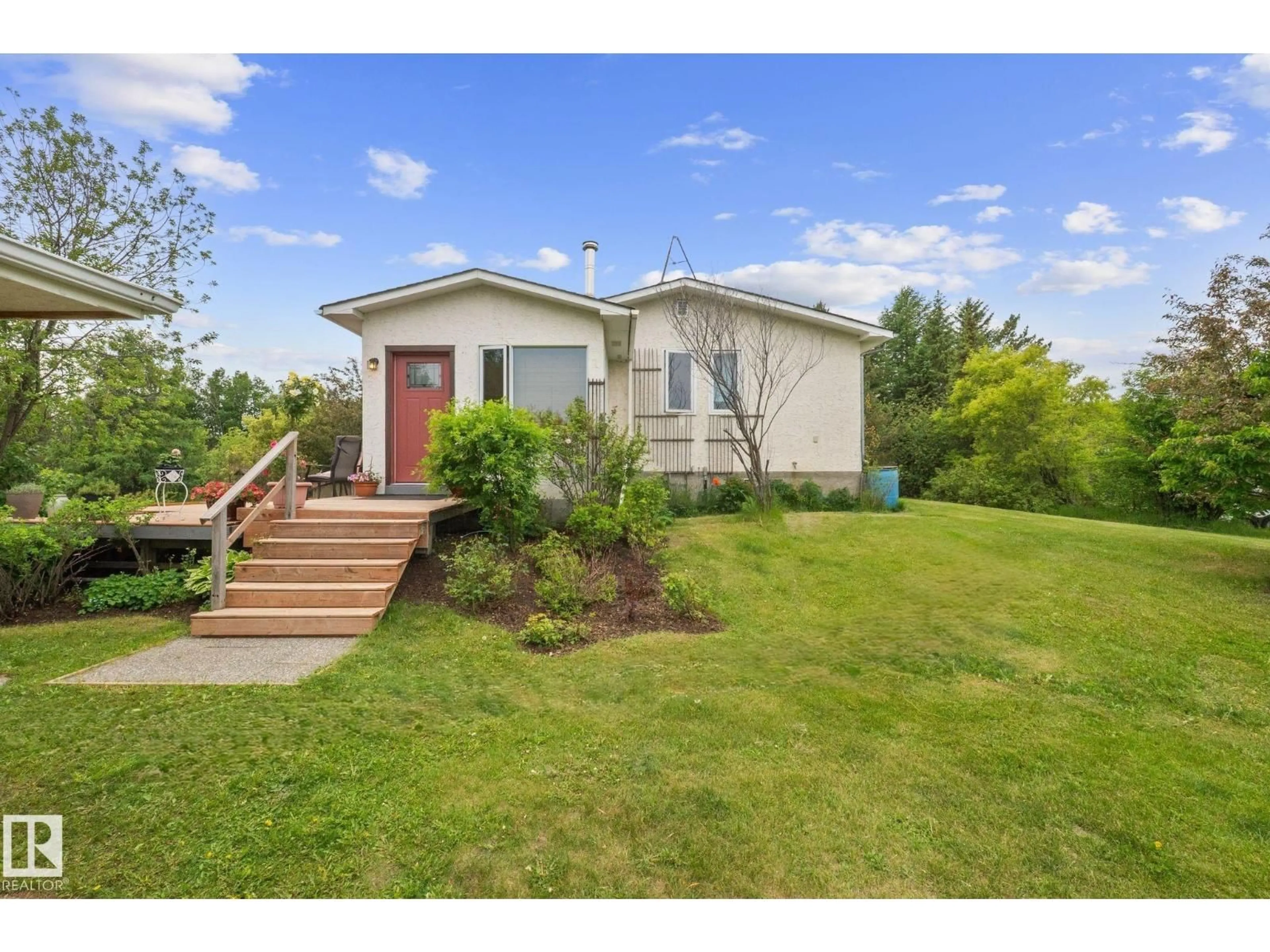 A pic from outside/outdoor area/front of a property/back of a property/a pic from drone, unknown for 23351 TWP RD 502, Rural Leduc County Alberta T4X0R4