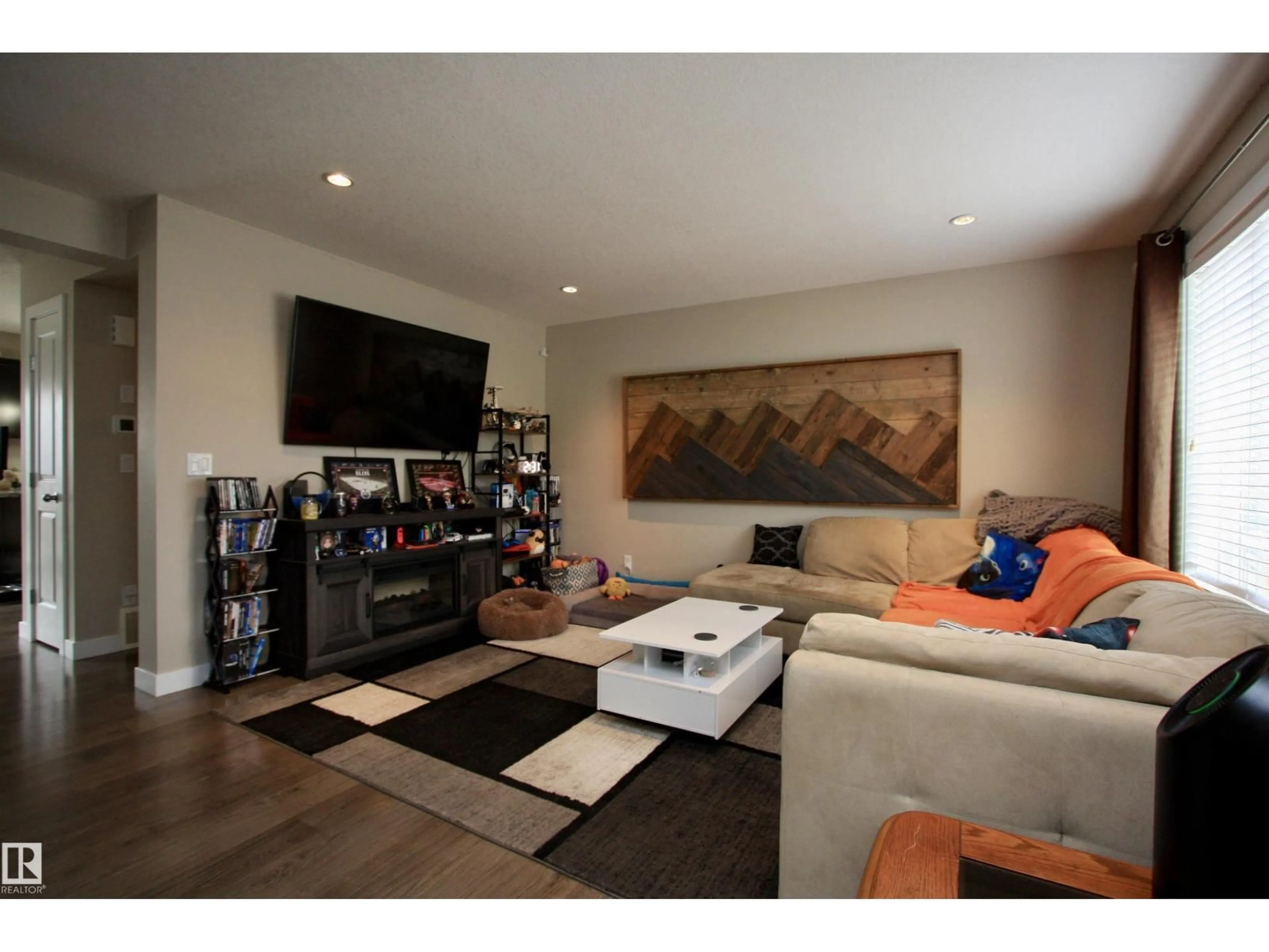 Living room with furniture, unknown for #8 - 13810 166 AV, Edmonton Alberta T6V0K4
