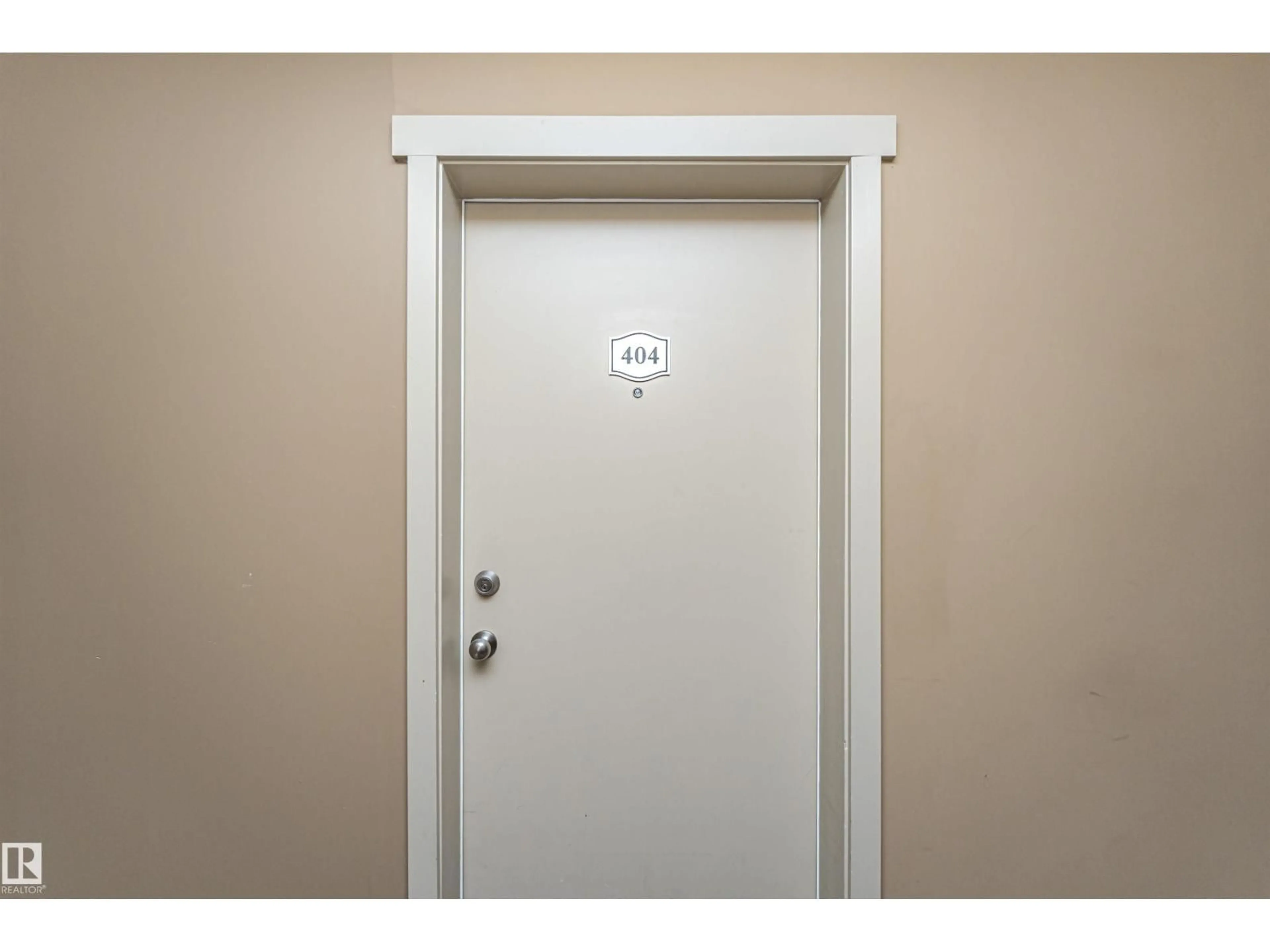 Indoor entryway for 404 - 12045 22 AV, Edmonton Alberta T6W2Y2