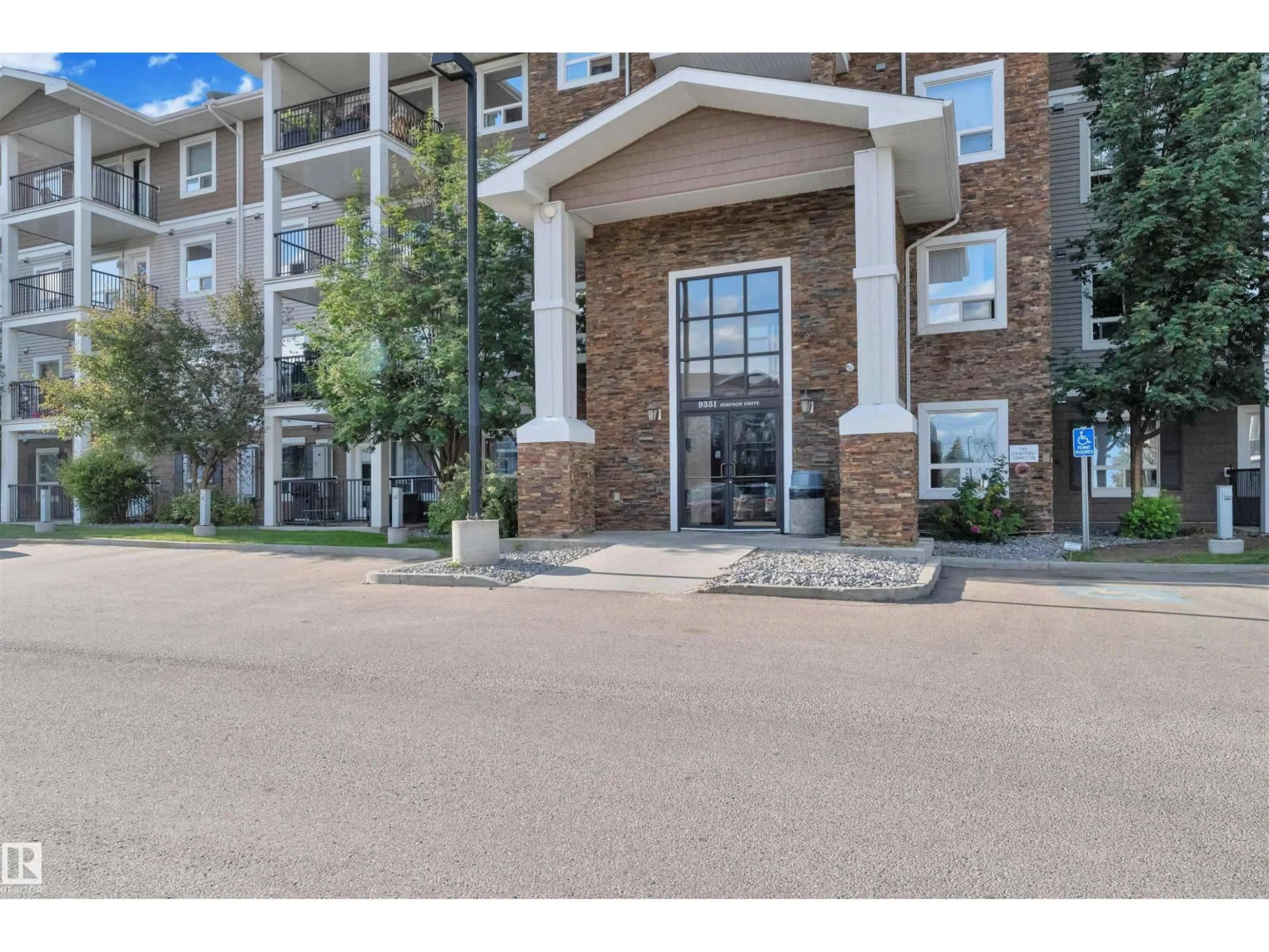 Unknown for #3302 - 9351 SIMPSON DR, Edmonton Alberta T6R0N3