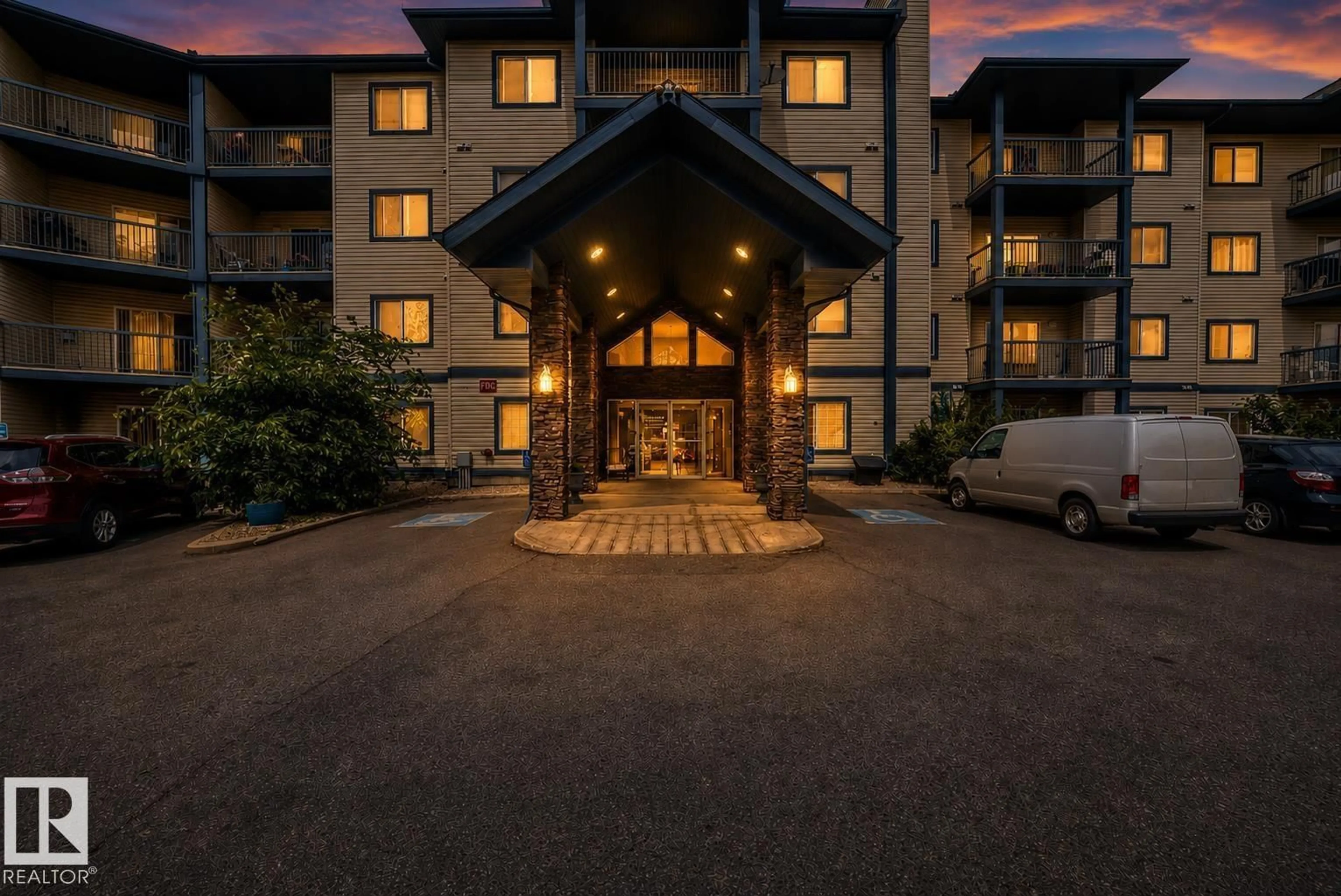 Unknown for NW - 134 16311 95 ST, Edmonton Alberta T5Z3Y5
