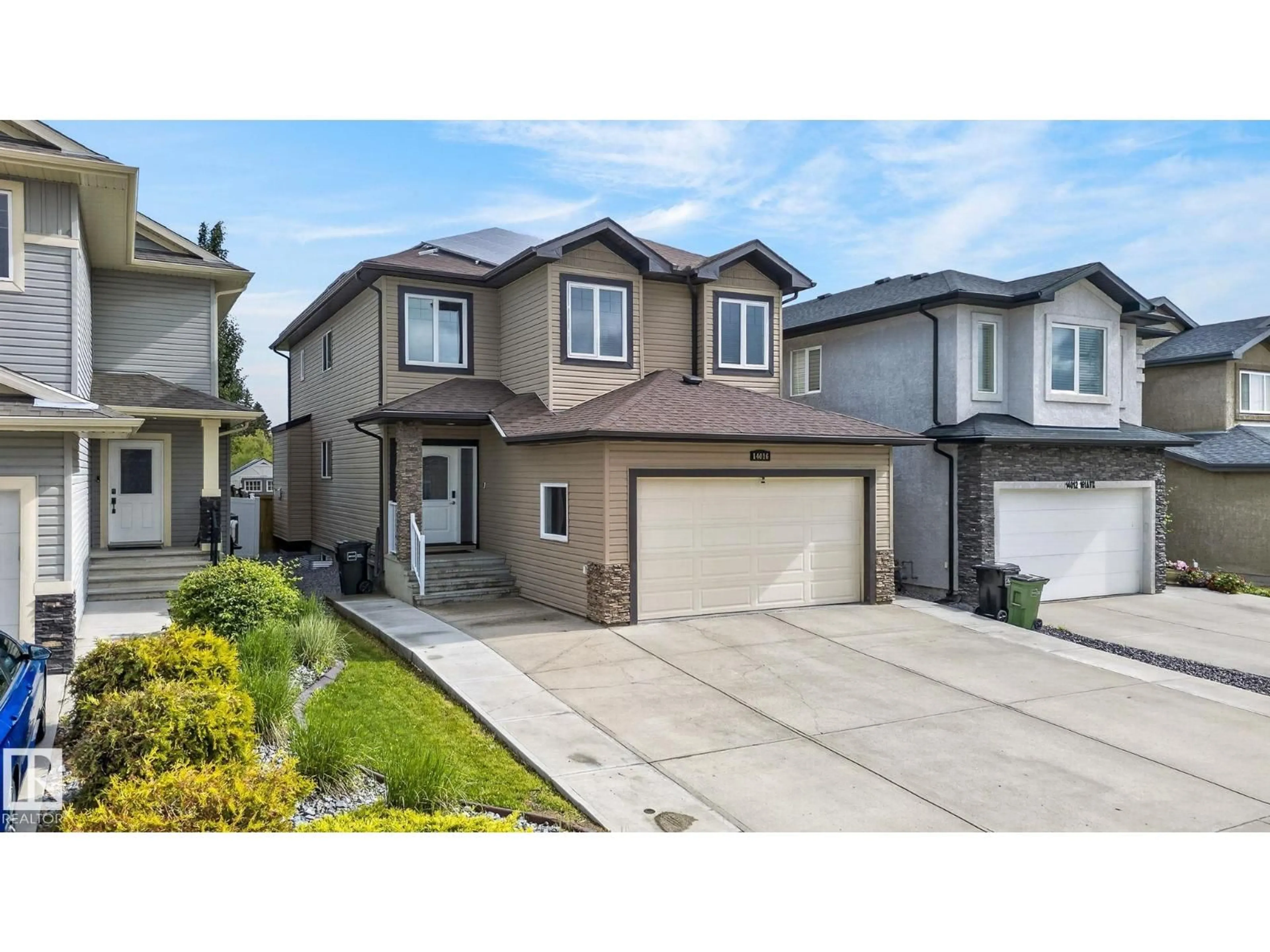 Home with vinyl exterior material, street for NW - 14016 161 AV, Edmonton Alberta T6V0E5