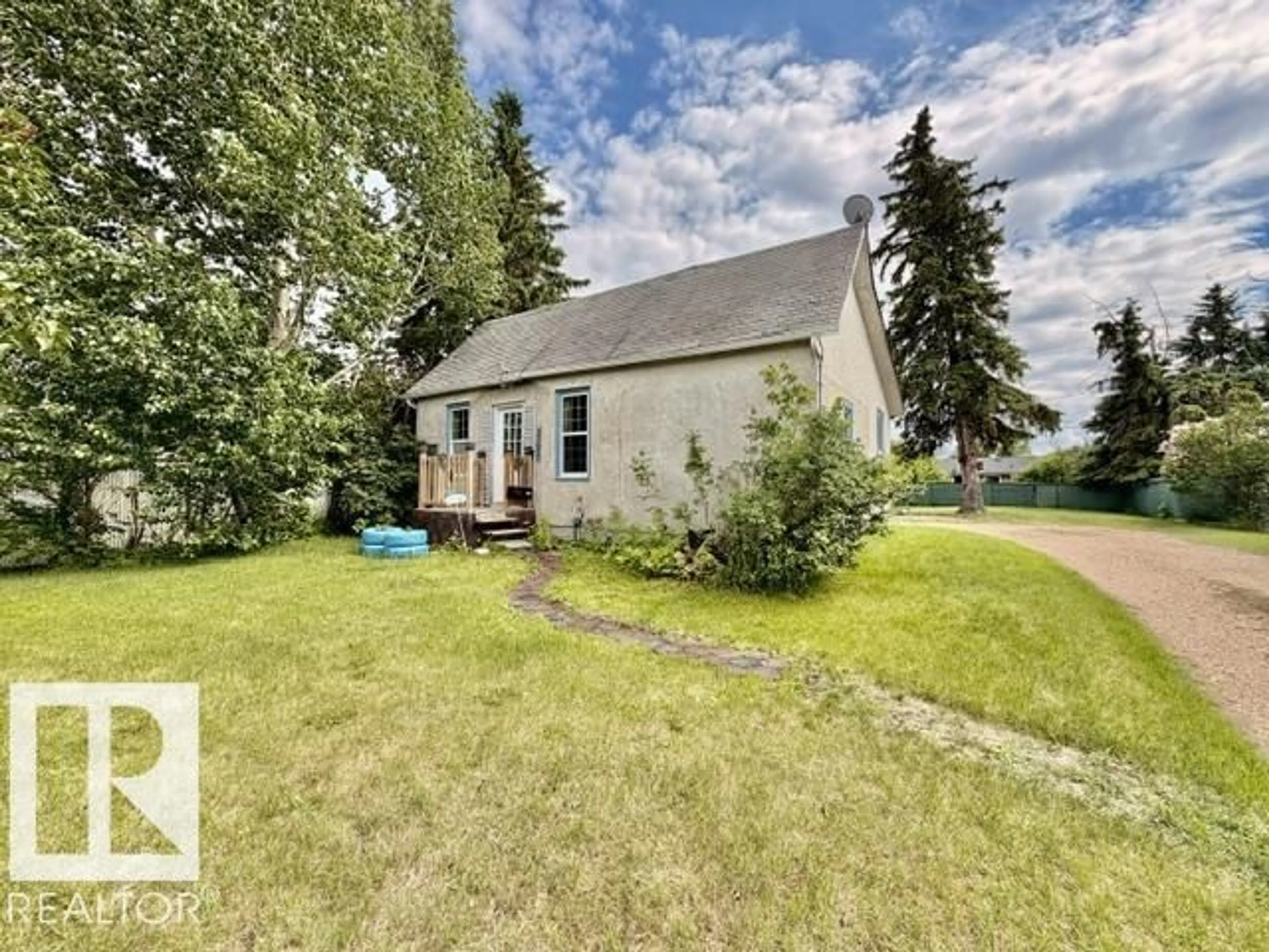Unknown for 5505 45 AV, Wetaskiwin Alberta T9A0G3
