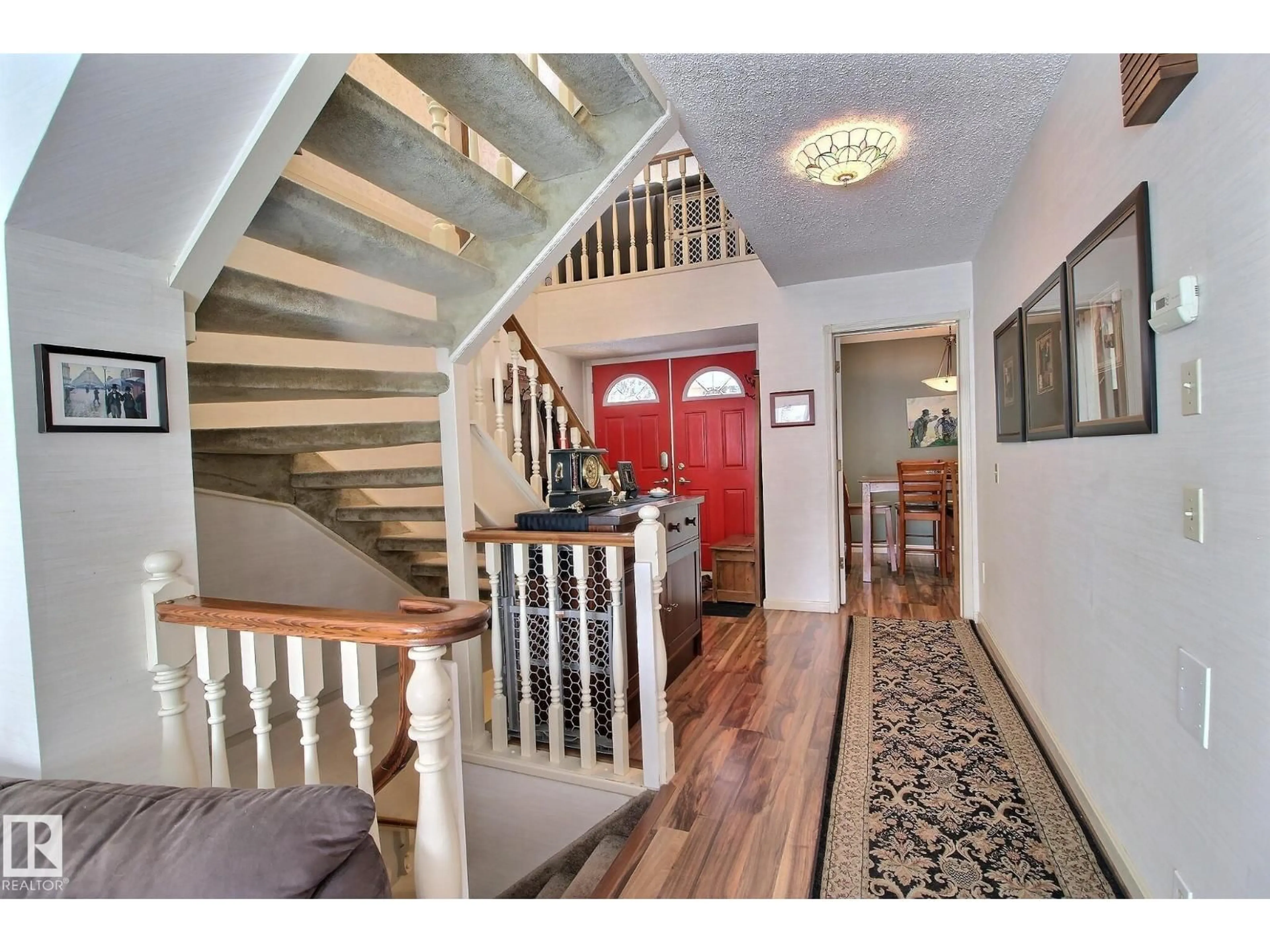 Unknown for NW - 1035 109 ST, Edmonton Alberta T6J5G2