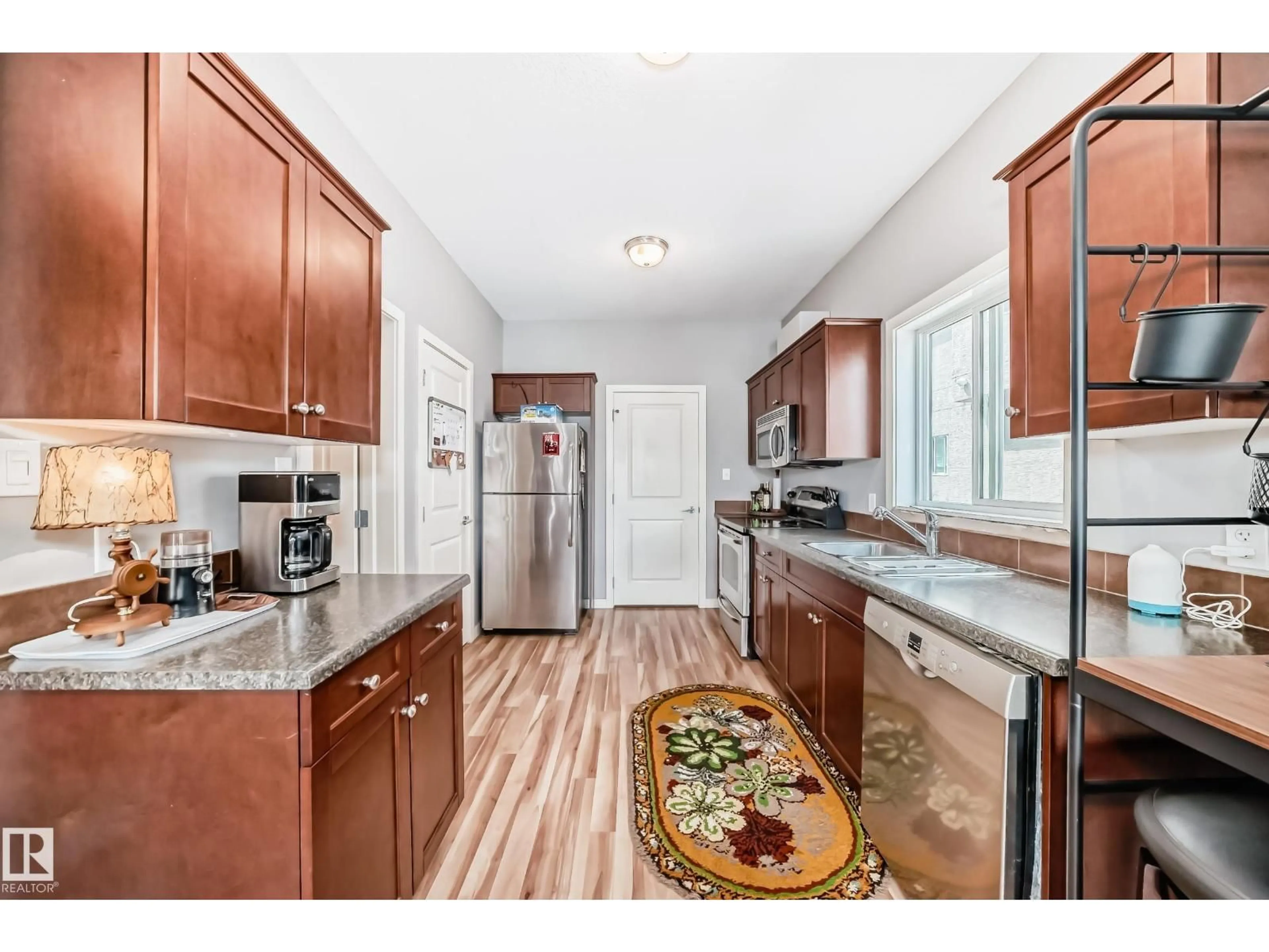 Standard kitchen, unknown for #7 - 11913 103 ST, Edmonton Alberta T5G2J4
