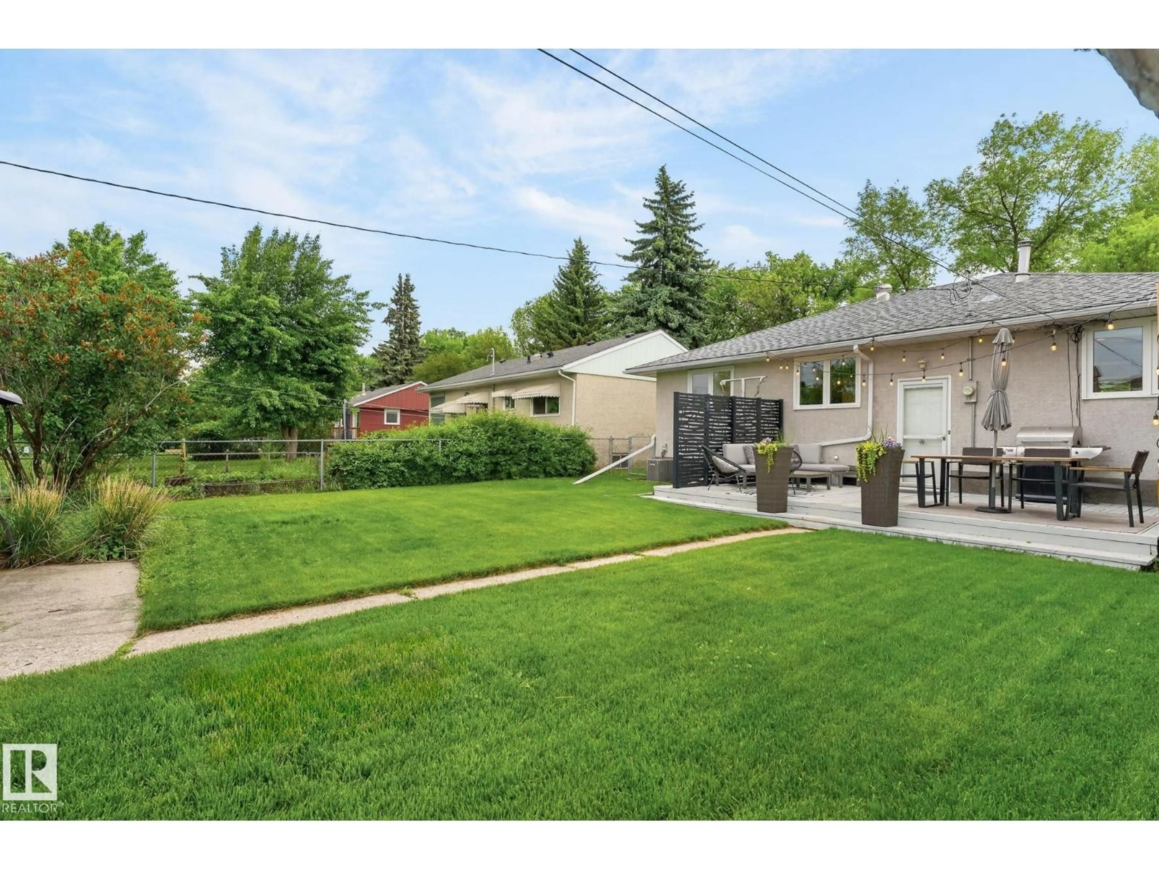 Patio, street for NW - 9436 77 ST, Edmonton Alberta T6C2M6