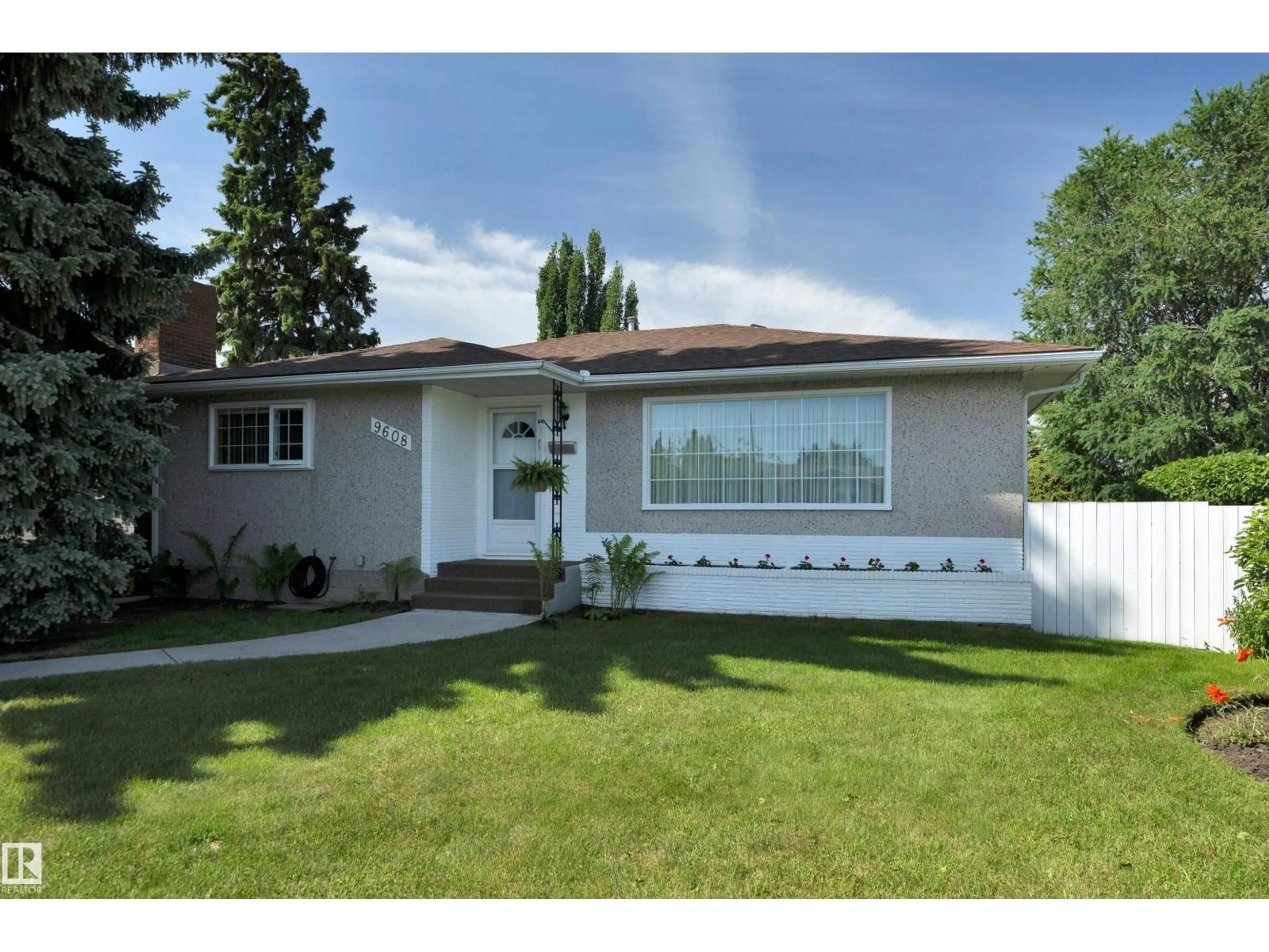 Home with vinyl exterior material, street for NW - 9608 67A ST, Edmonton Alberta T6B1S1