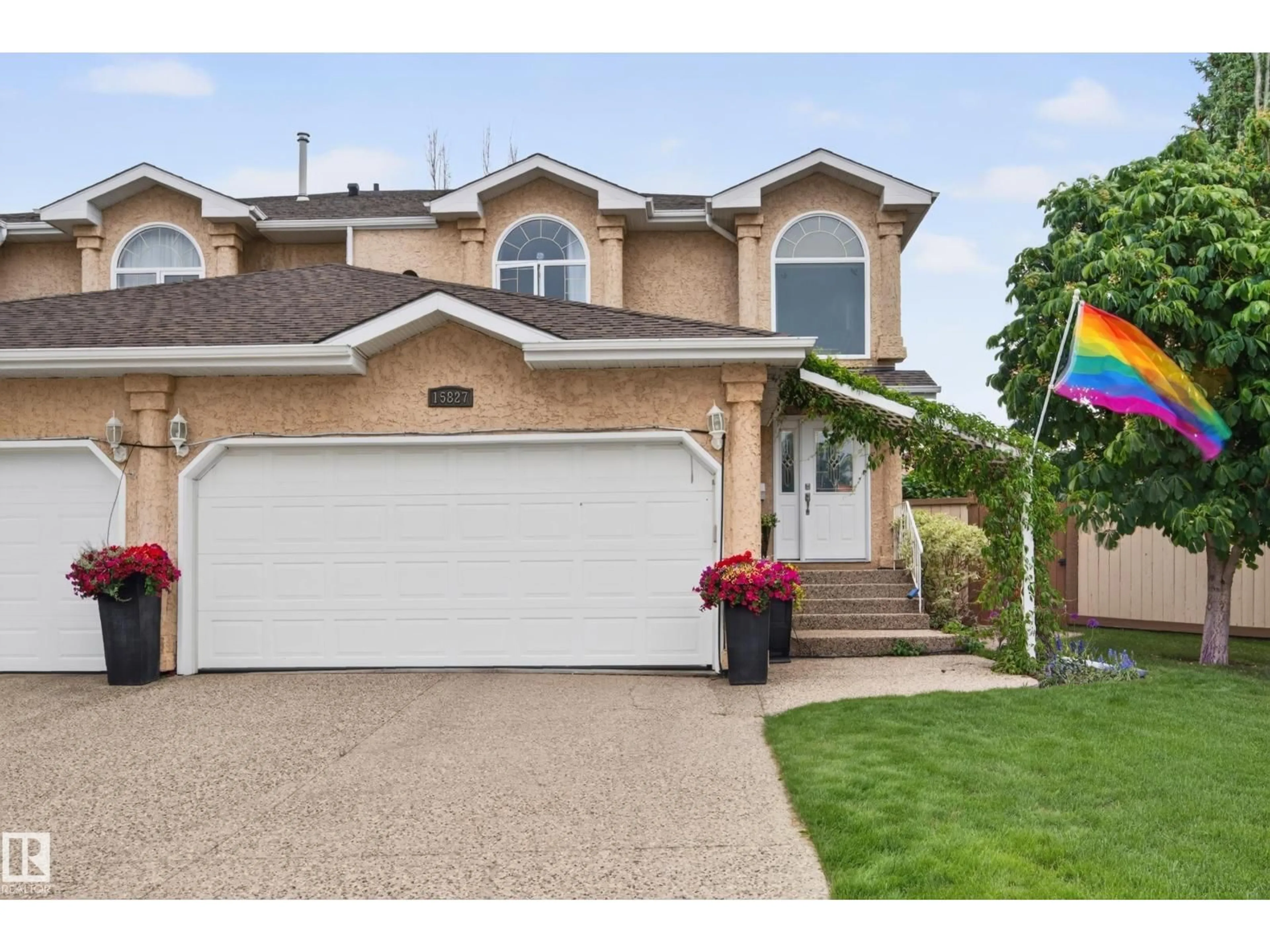 Home with vinyl exterior material, street for NW - 15827 67B ST, Edmonton Alberta T5Z3A8