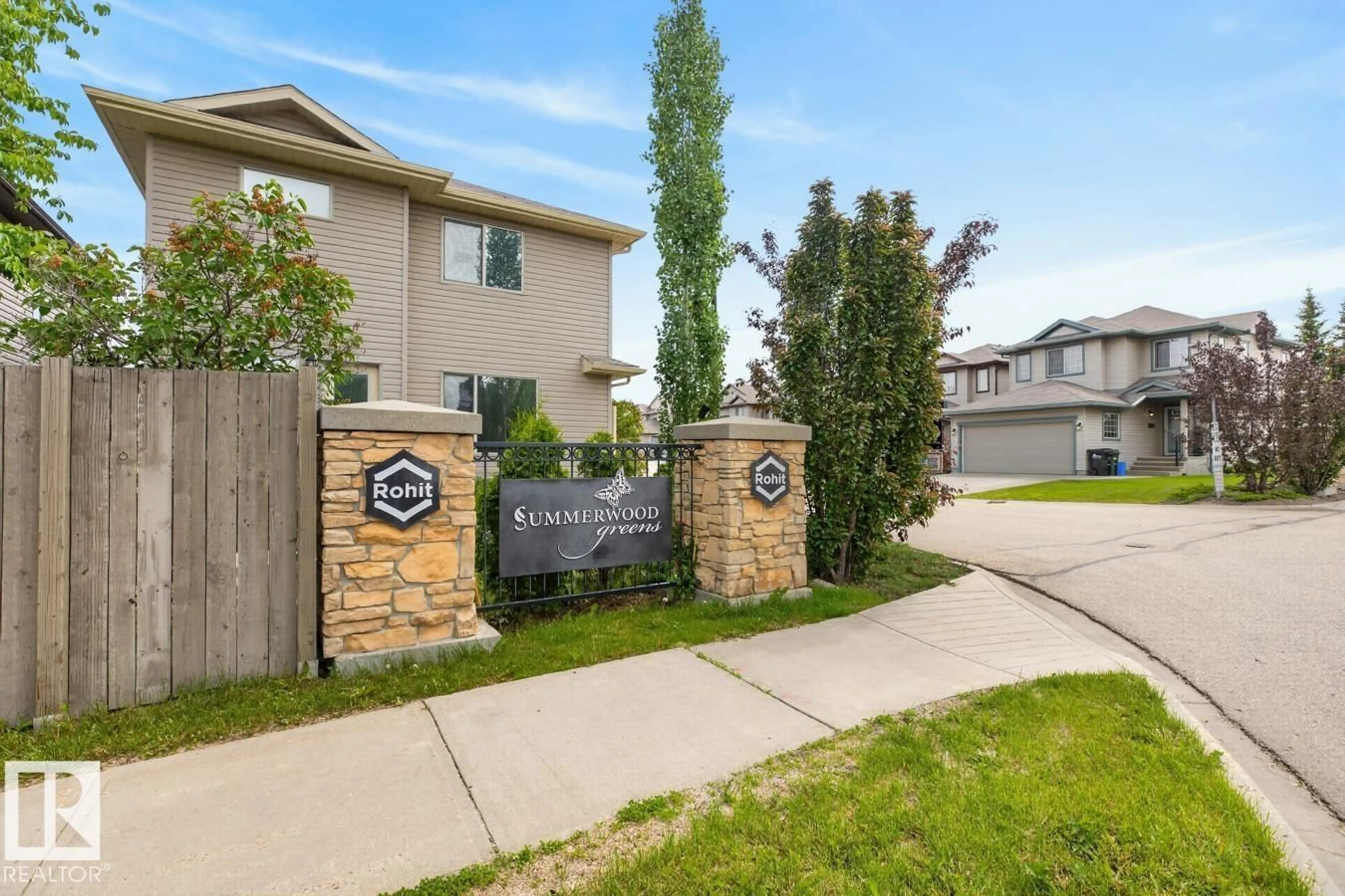 Unknown for 120 21 SUMMERWOOD DR, Sherwood Park Alberta T8H0B3