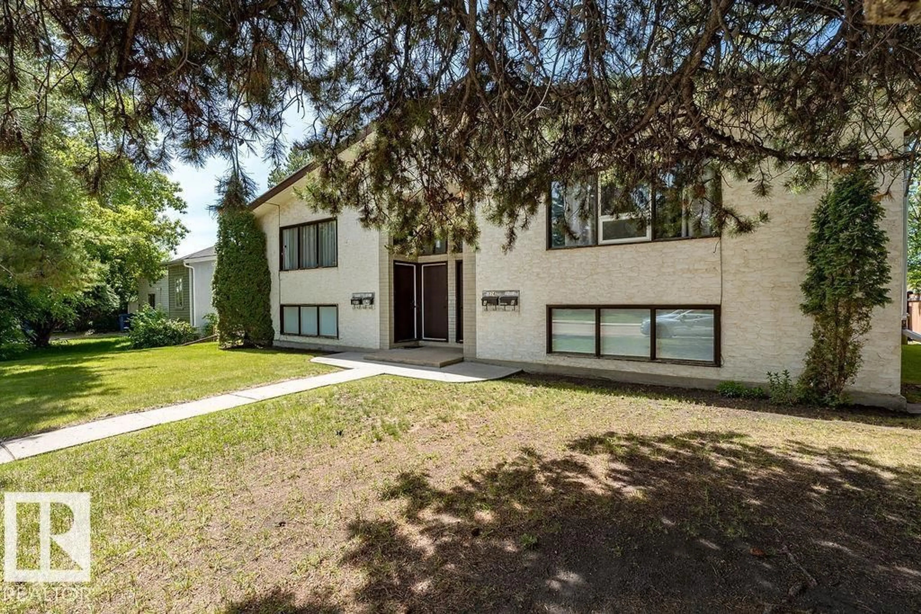 Unknown for 3812-3814 53 ST, Wetaskiwin Alberta T9A1P2
