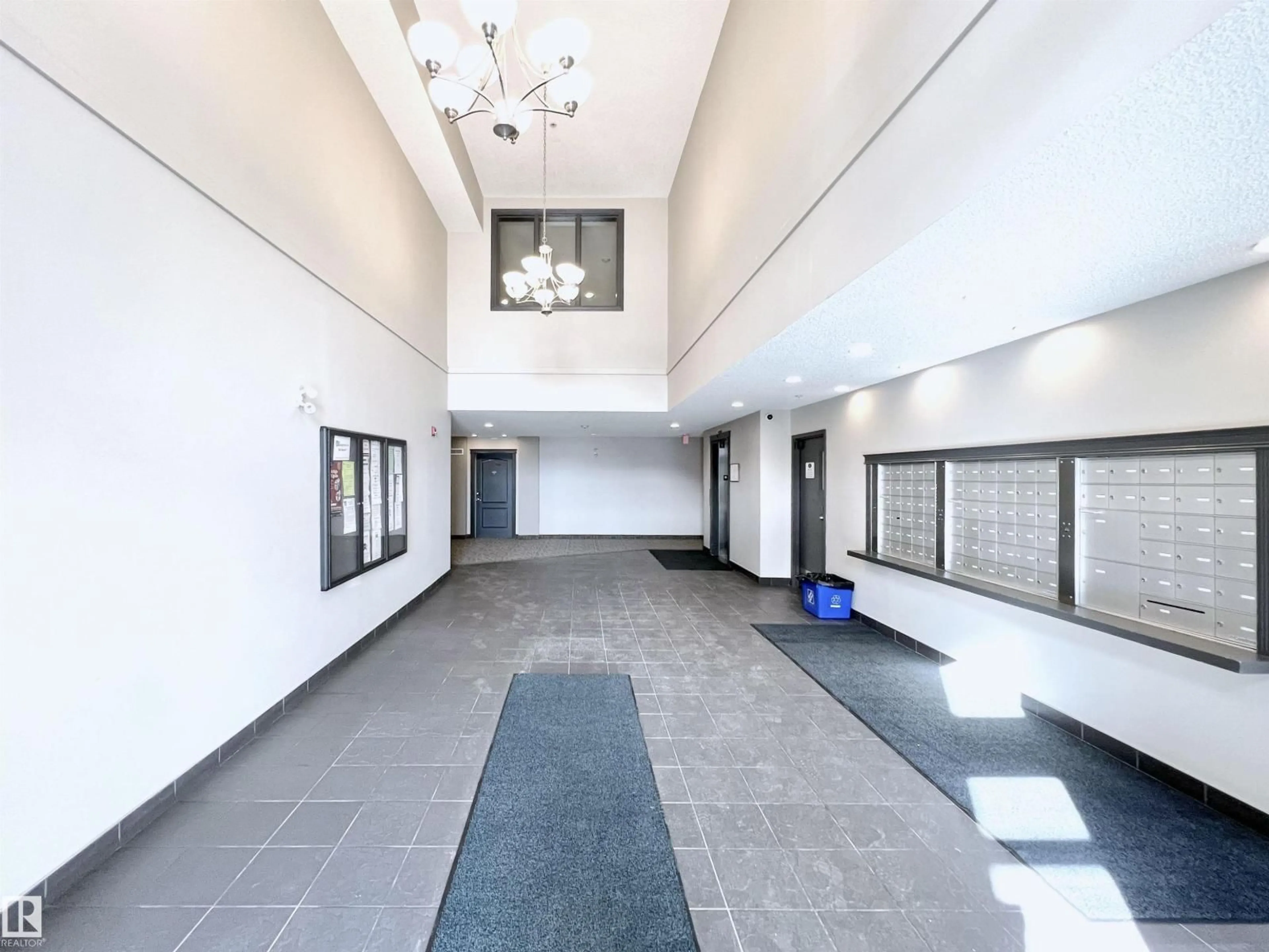 Indoor foyer for #3308 - 9351 SIMPSON DR, Edmonton Alberta T6R0N4