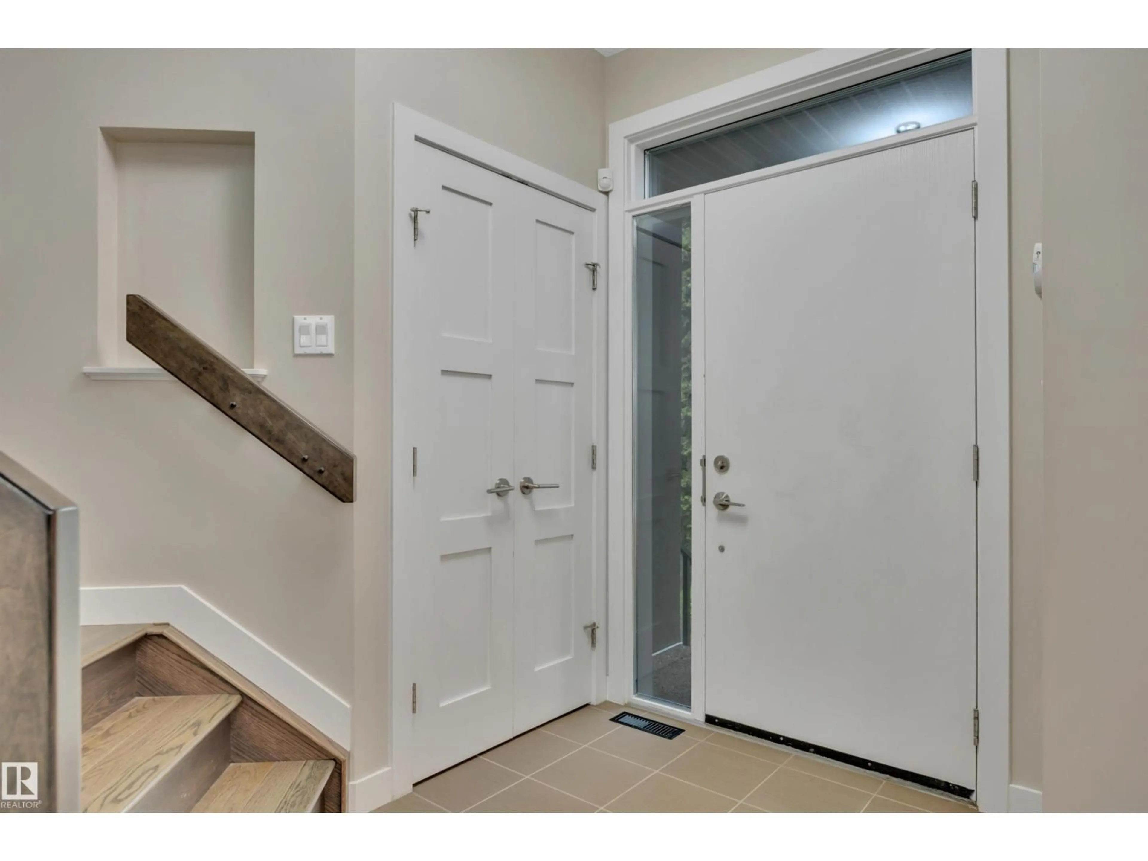 Indoor entryway for 10951 81 AV, Edmonton Alberta T5G0S1