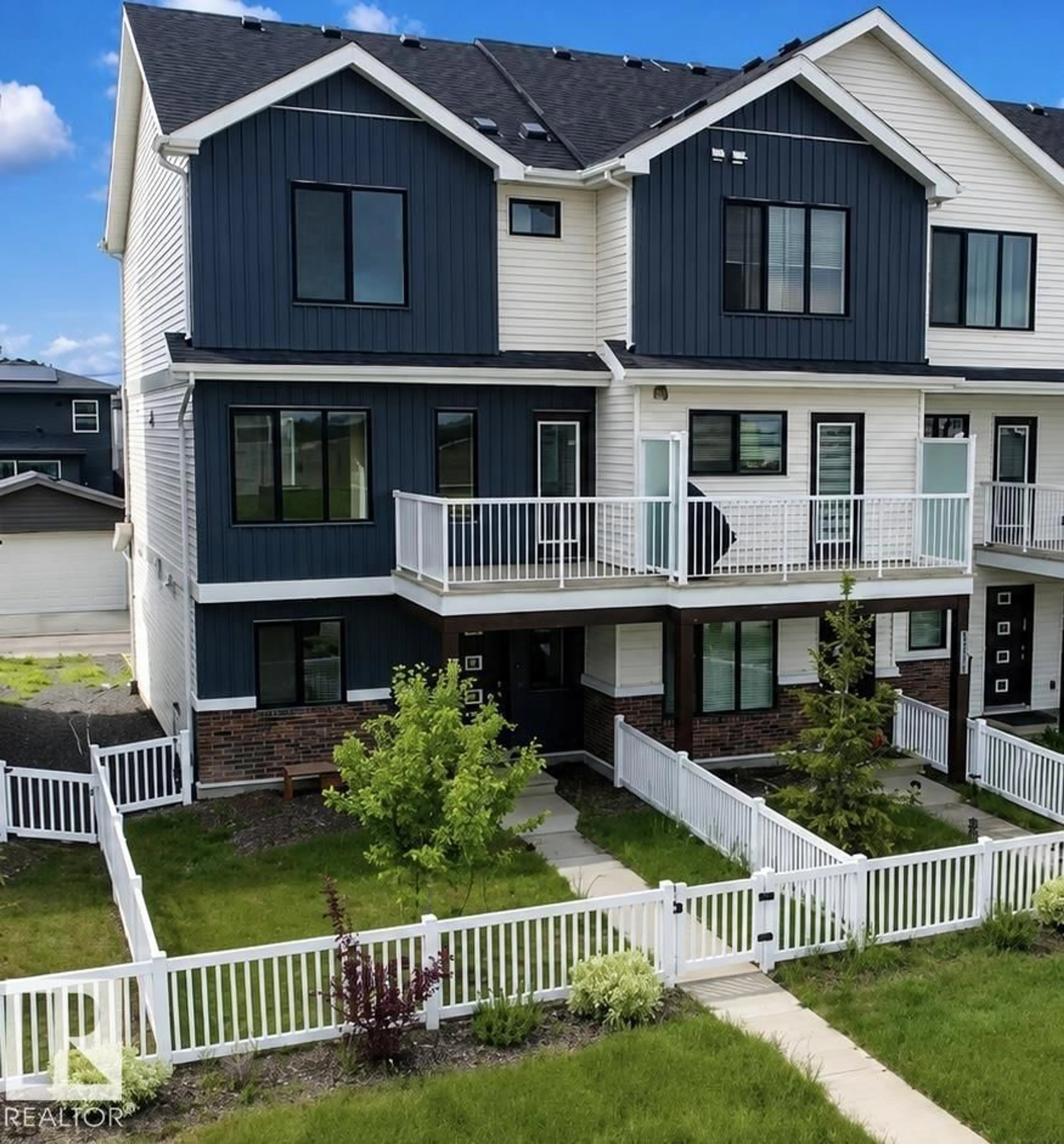 Unknown for 5034 RIVERS EDGE WY, Edmonton Alberta T6M1P9