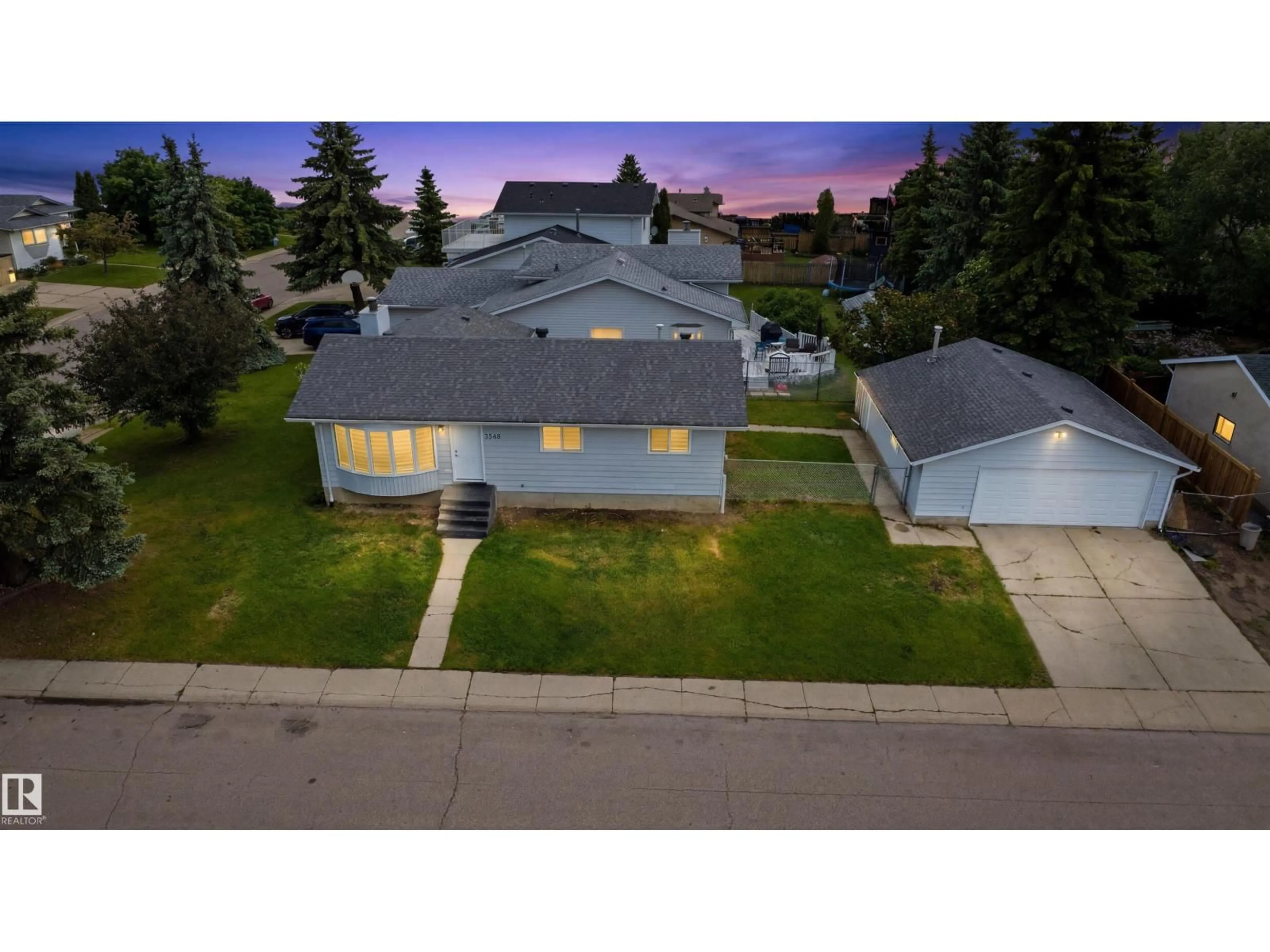 A pic from outside/outdoor area/front of a property/back of a property/a pic from drone, street for NW - 3548 20 AVE, Edmonton Alberta T6L3E1