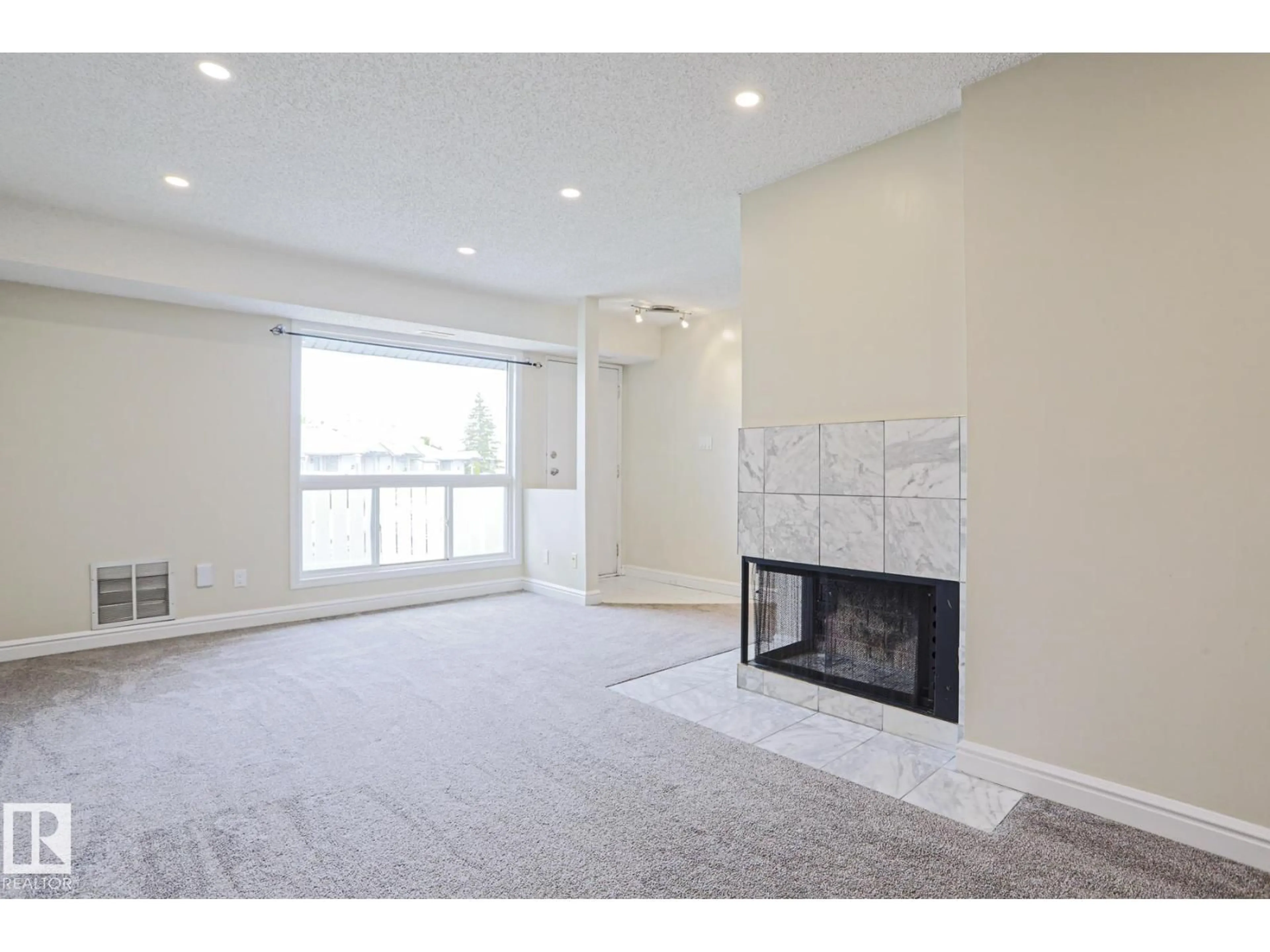 A pic of a room for #86 - 2703 79 ST, Edmonton Alberta T6K3Z6