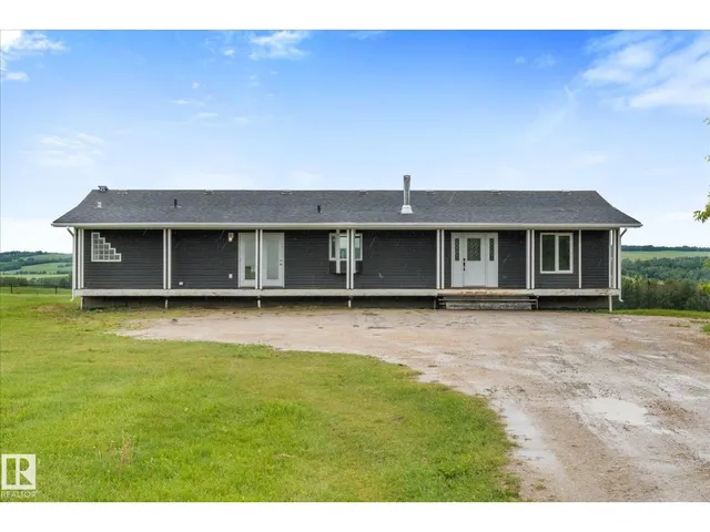 8223 TWP ROAD 590, Rural Lac Ste. Anne County 2