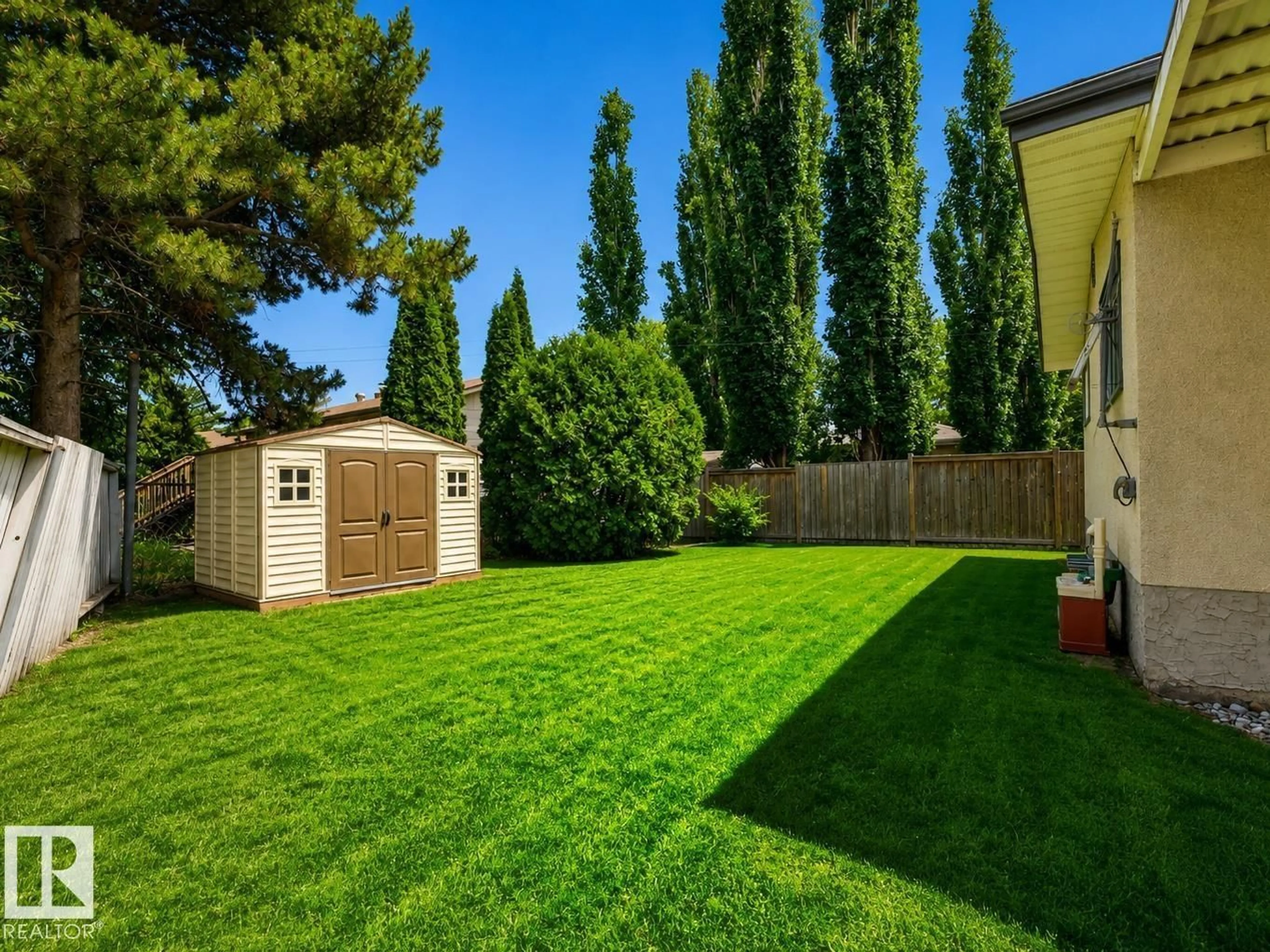 Shed for 24 ADDISON CR, St. Albert Alberta T8N2S1
