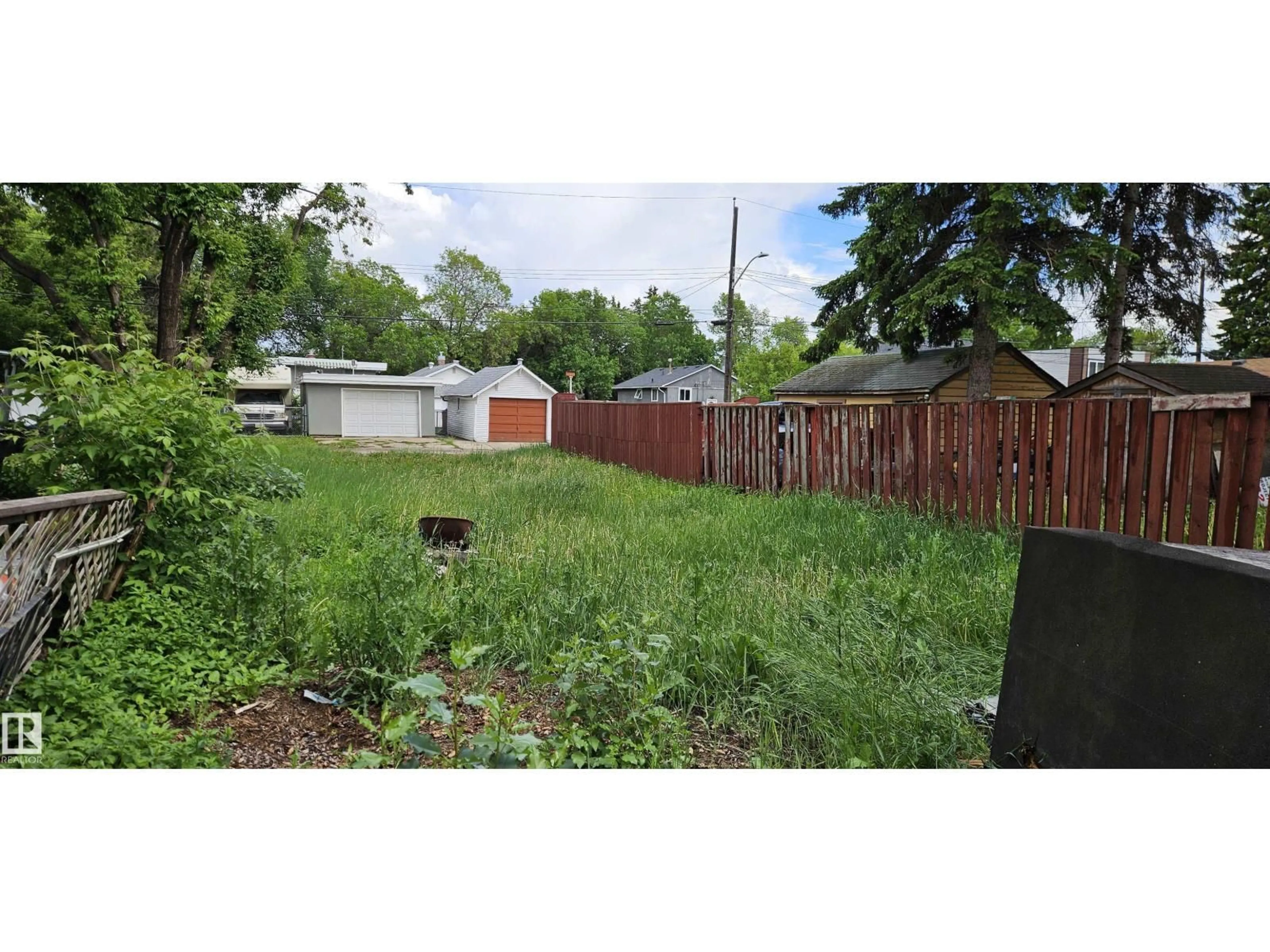 Shed for NW - 12741 117 ST, Edmonton Alberta T5E5J6