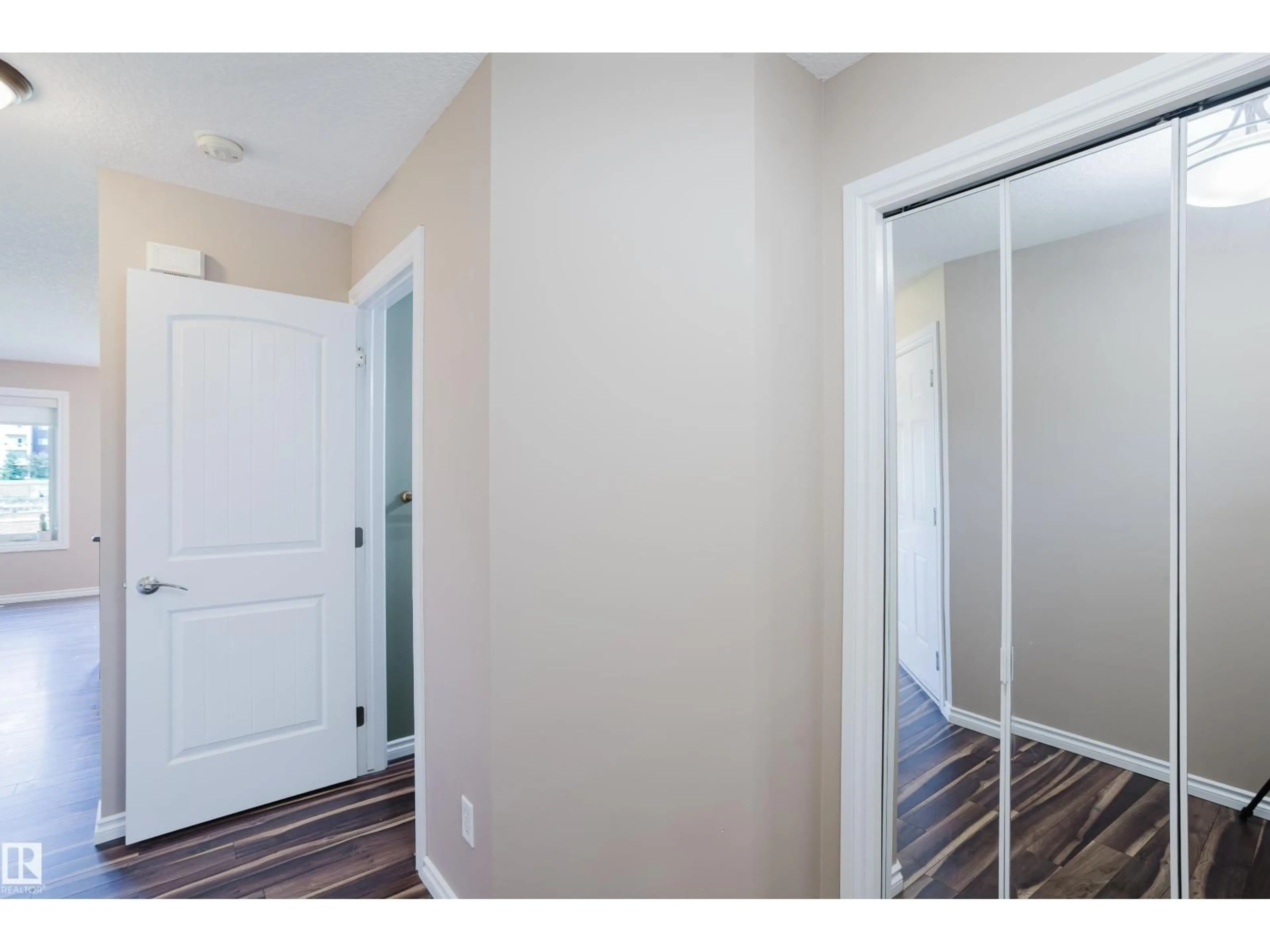 Indoor entryway for 5420 - 106 GRANT MACEWAN BV, Leduc Alberta T9E0M1