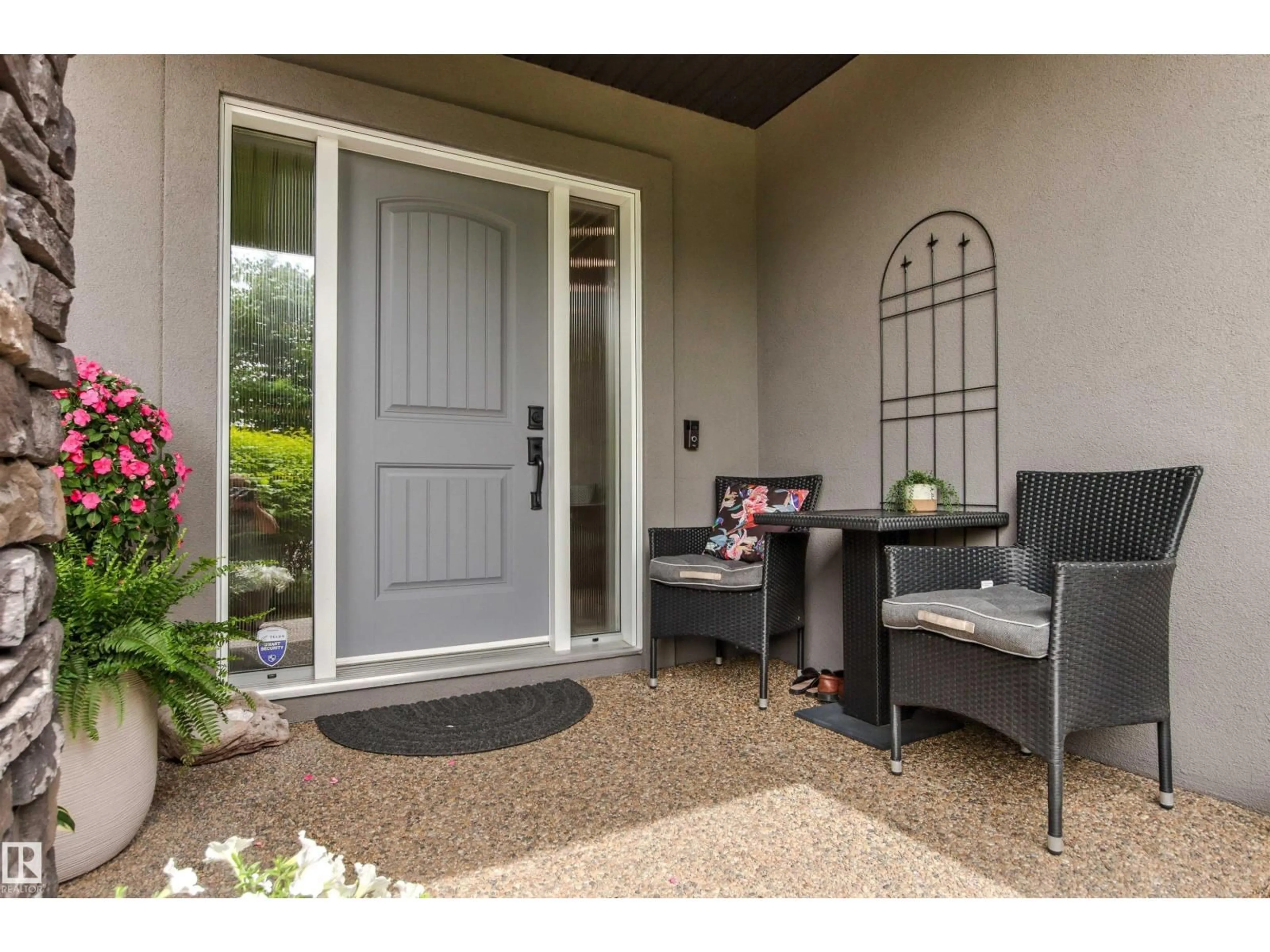 Indoor entryway for 2294 WARRY LO SW, Edmonton Alberta T6W0N8