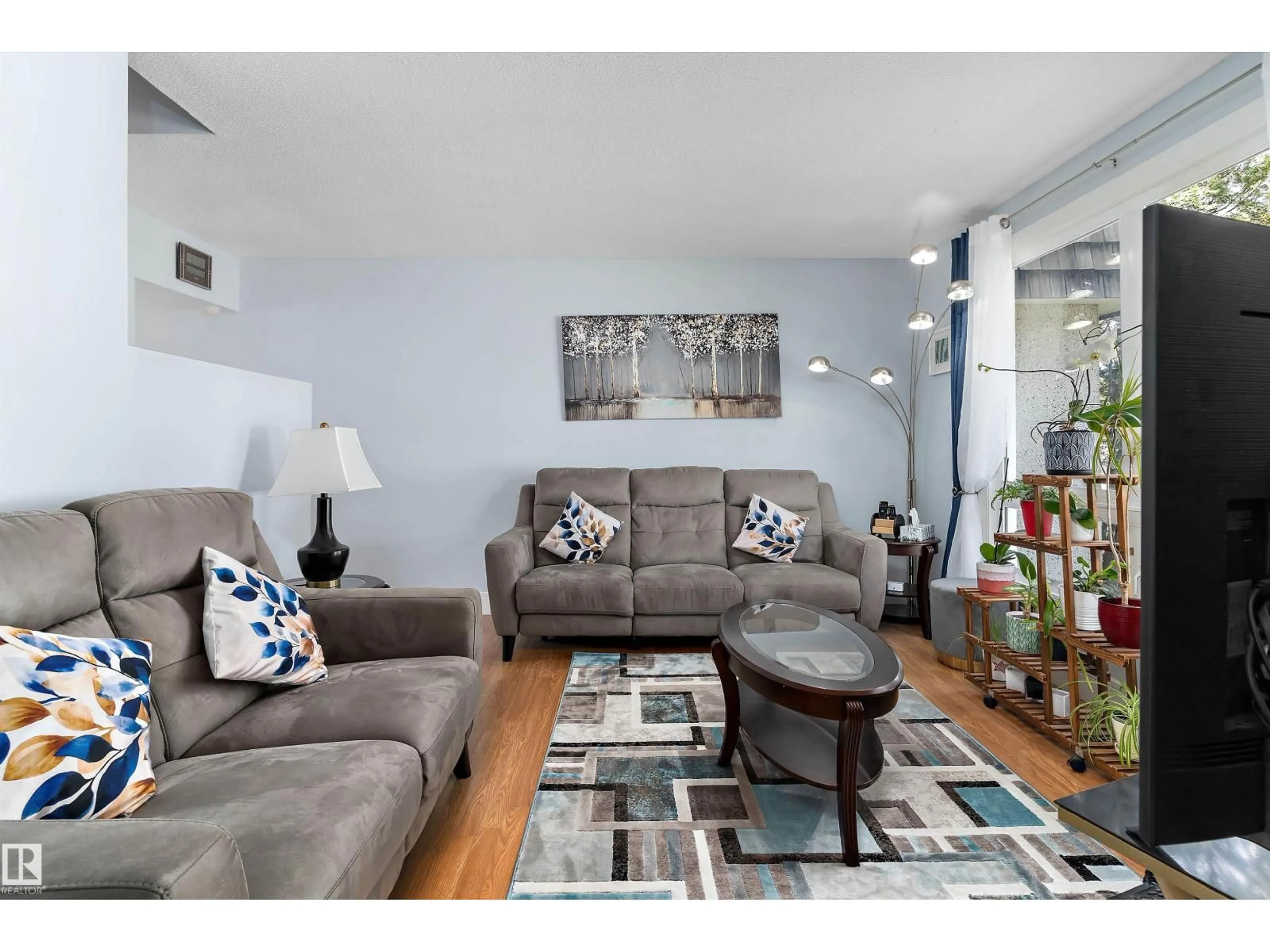 Living room with furniture, unknown for 113 MAYFAIR MEWS ME, Edmonton Alberta T5E5R7